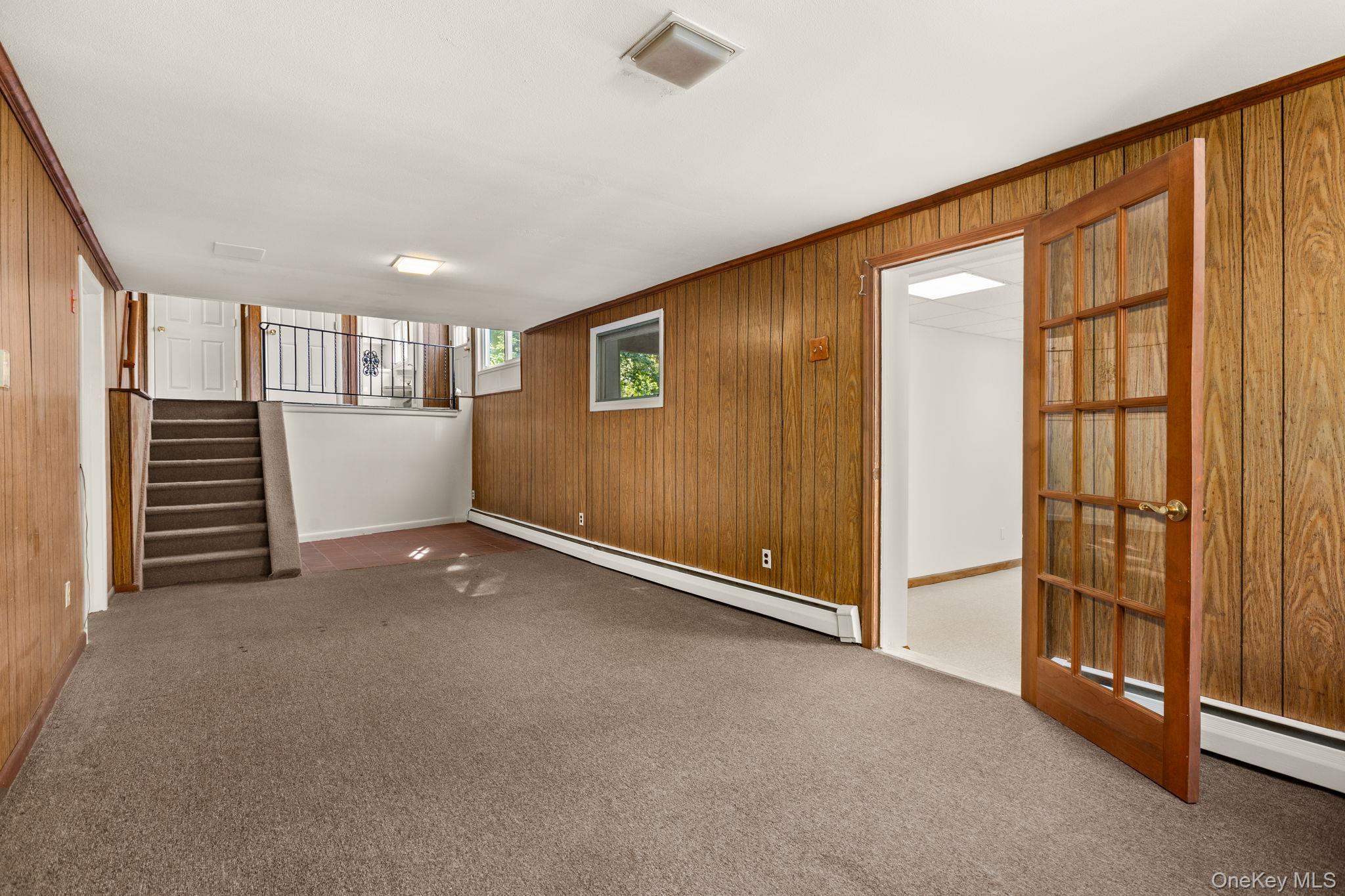 Single Family Manor  Dutchess County, NY 12603, MLS-920932-29