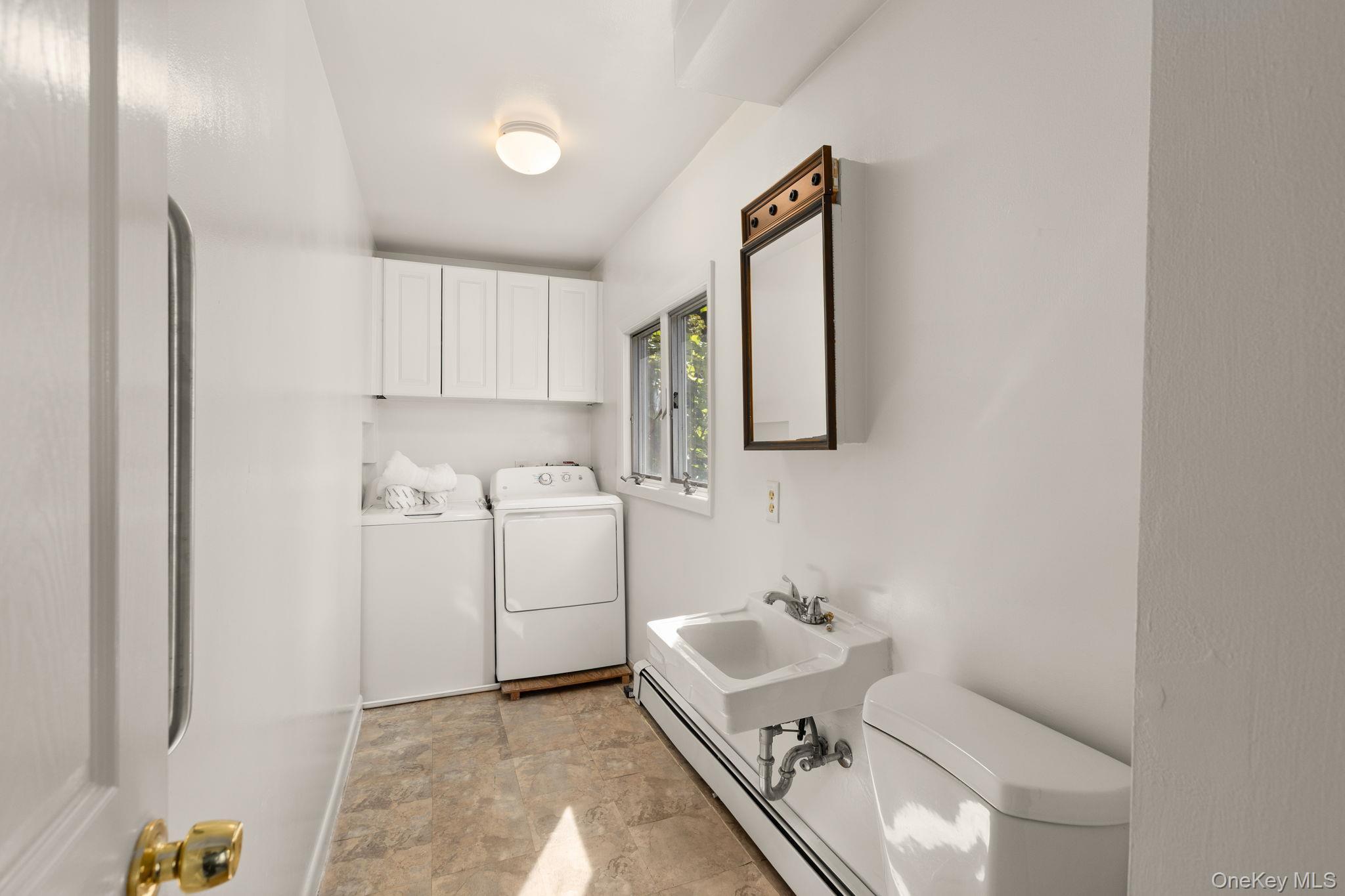 Single Family Manor  Dutchess County, NY 12603, MLS-920932-33