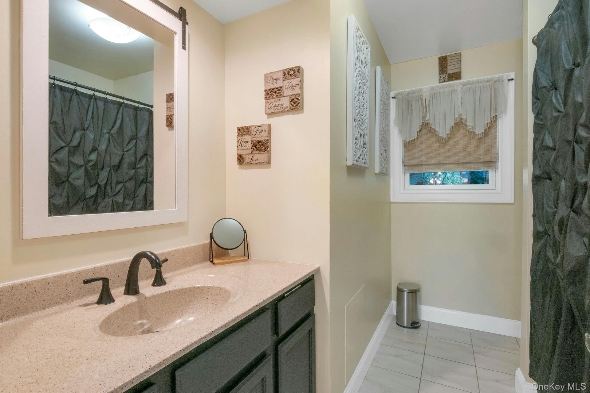 Single Family Woodland  Dutchess County, NY 12590, MLS-920948-26