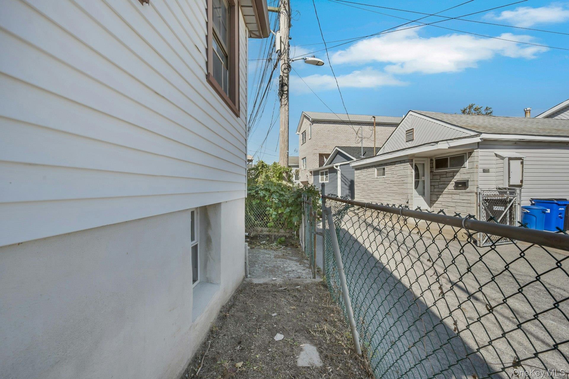 Coop Edgewater  Bronx, NY 10465, MLS-920949-19