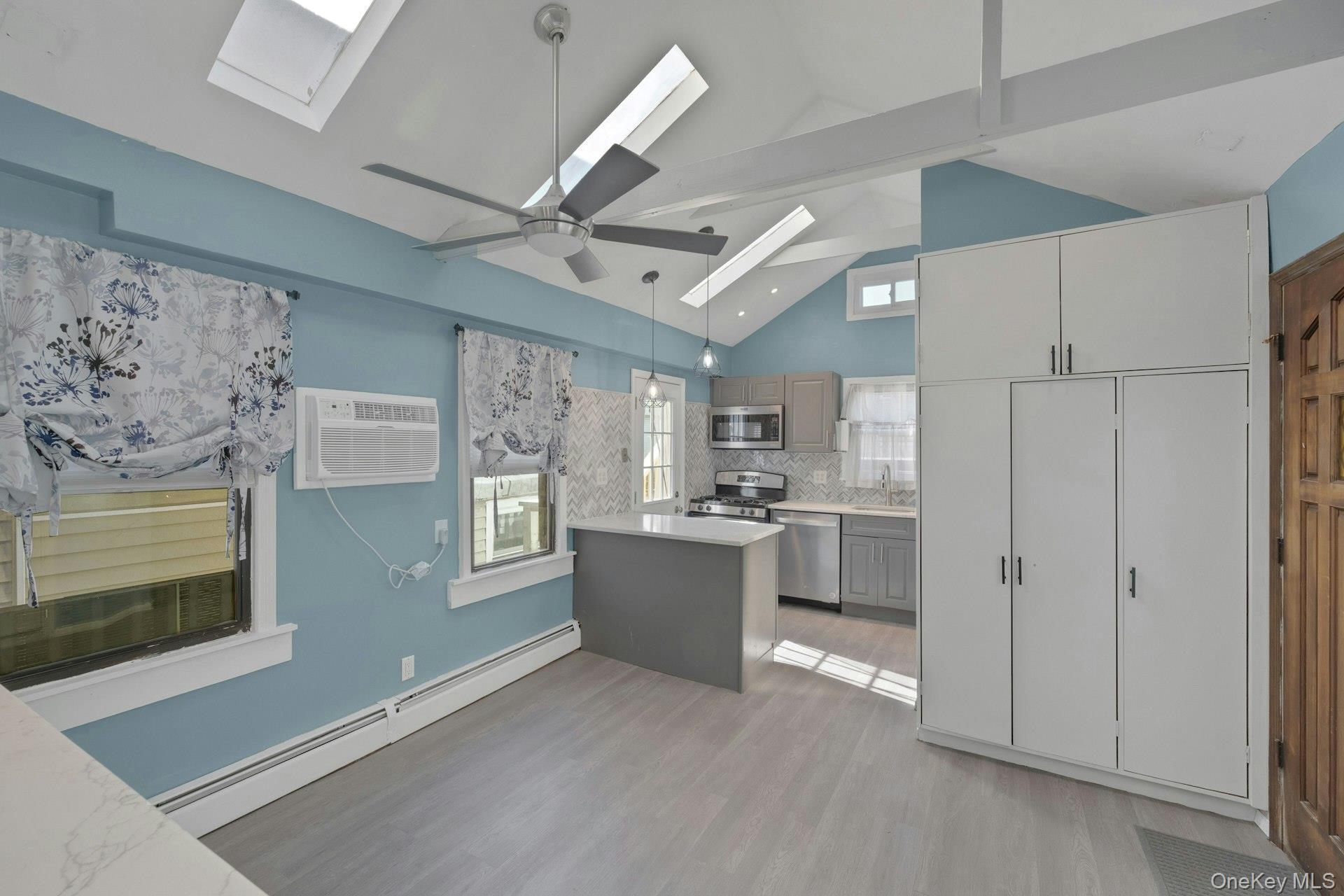 Coop Edgewater  Bronx, NY 10465, MLS-920949-8