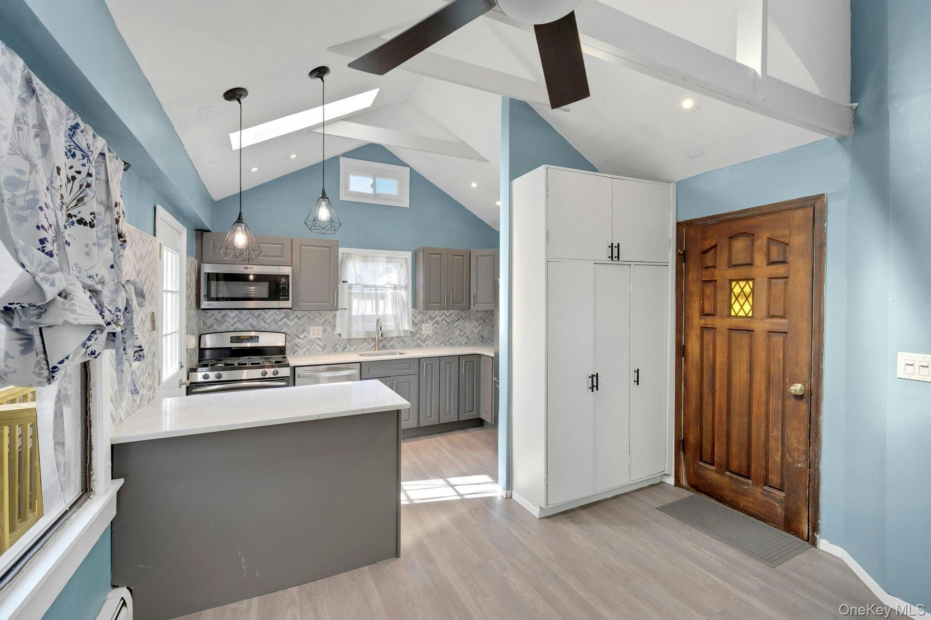 Coop Edgewater  Bronx, NY 10465, MLS-920949-9