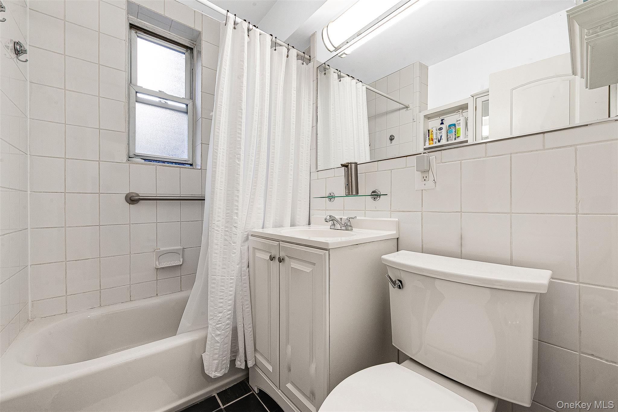 Coop 67th  Queens, NY 11375, MLS-920972-21