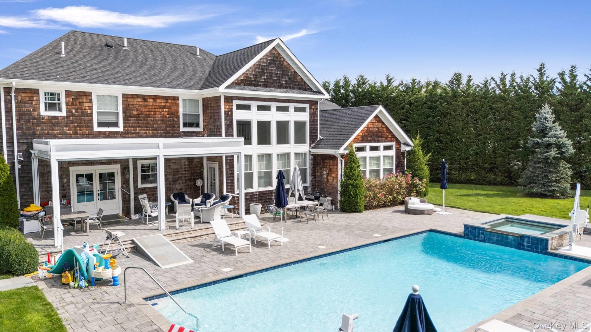 Single Family Spring Suffolk County, NY 11968, MLS-920991-28