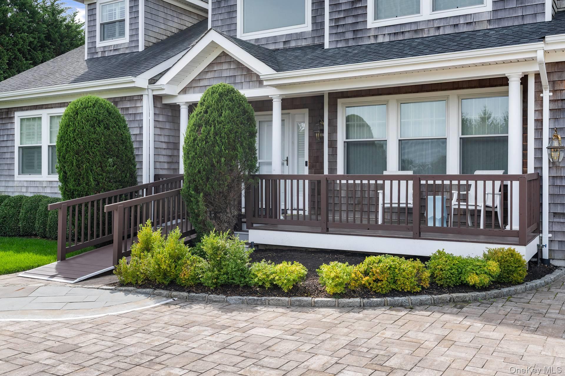 Single Family Spring Suffolk County, NY 11968, MLS-920991-5