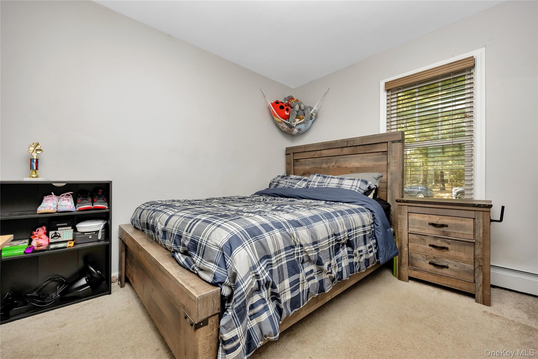 Single Family Cobblestone  Suffolk County, NY 11961, MLS-920995-23