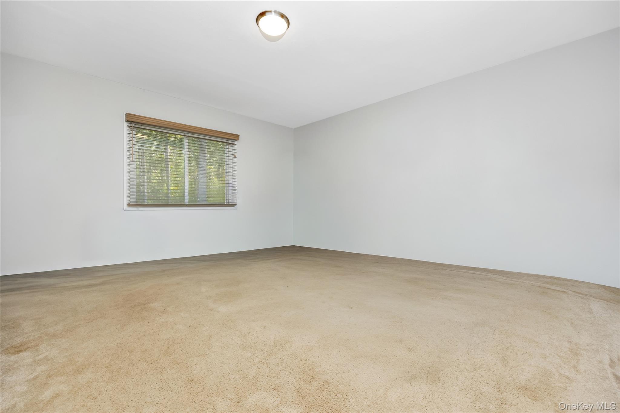 Single Family Cobblestone  Suffolk County, NY 11961, MLS-920995-25