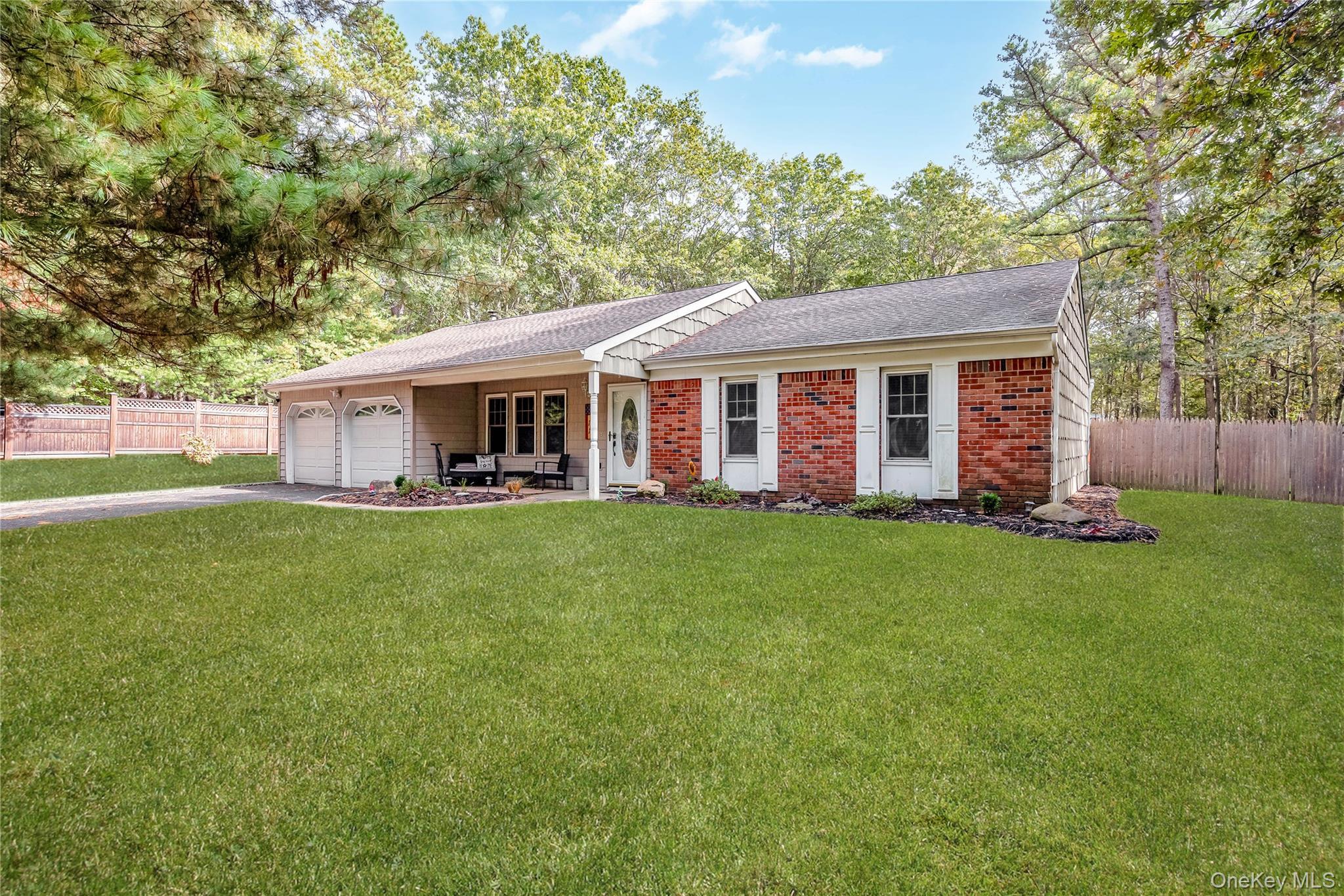 Single Family Cobblestone  Suffolk County, NY 11961, MLS-920995-4