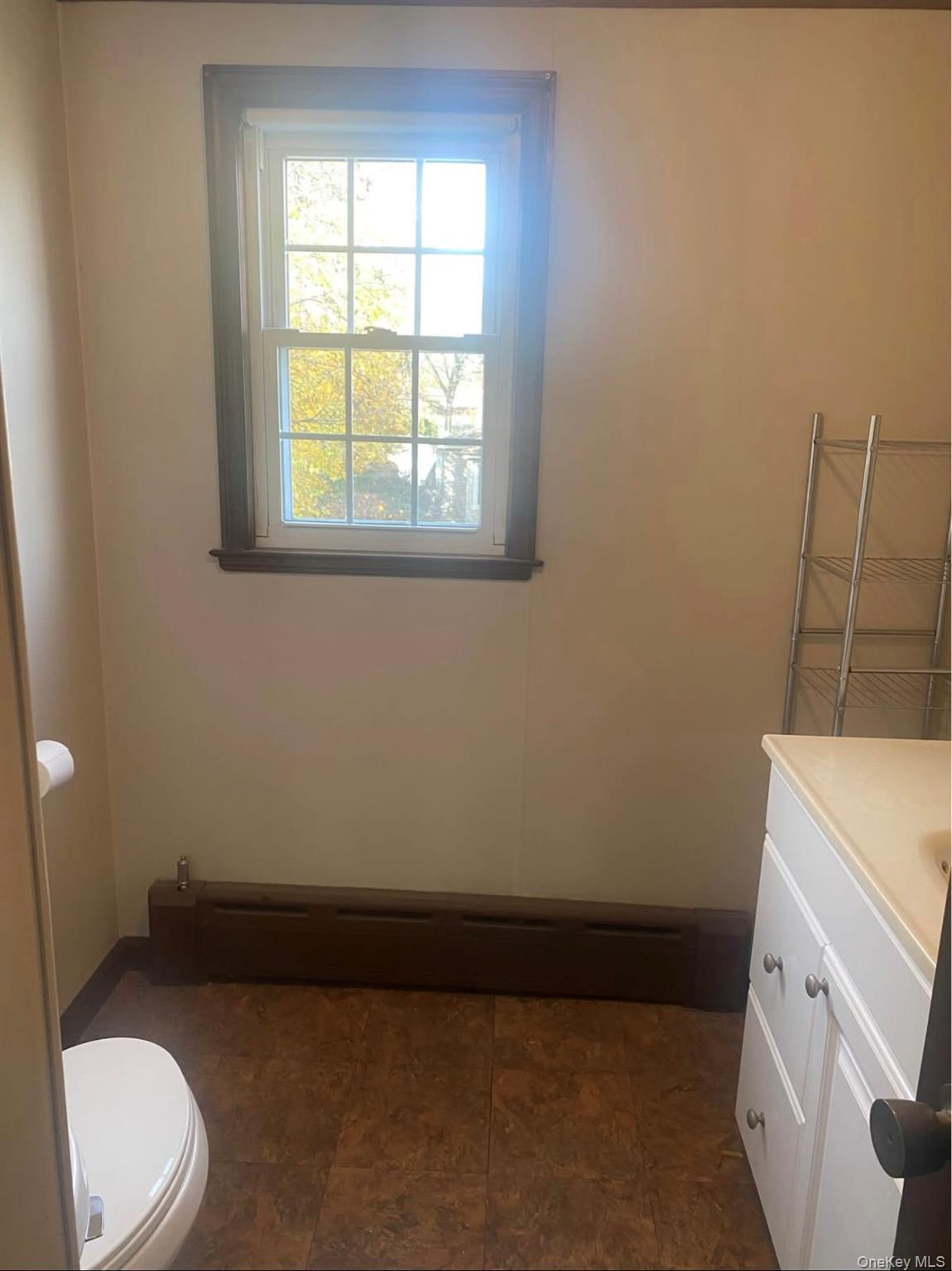 Single Family Mineola Nassau County, NY 11514, MLS-921022-12