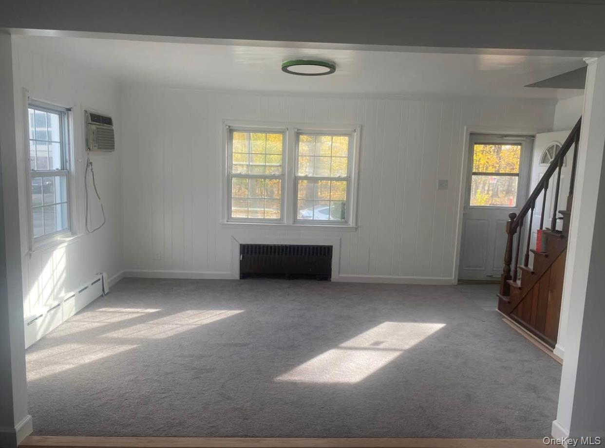 Single Family Mineola Nassau County, NY 11514, MLS-921022-2