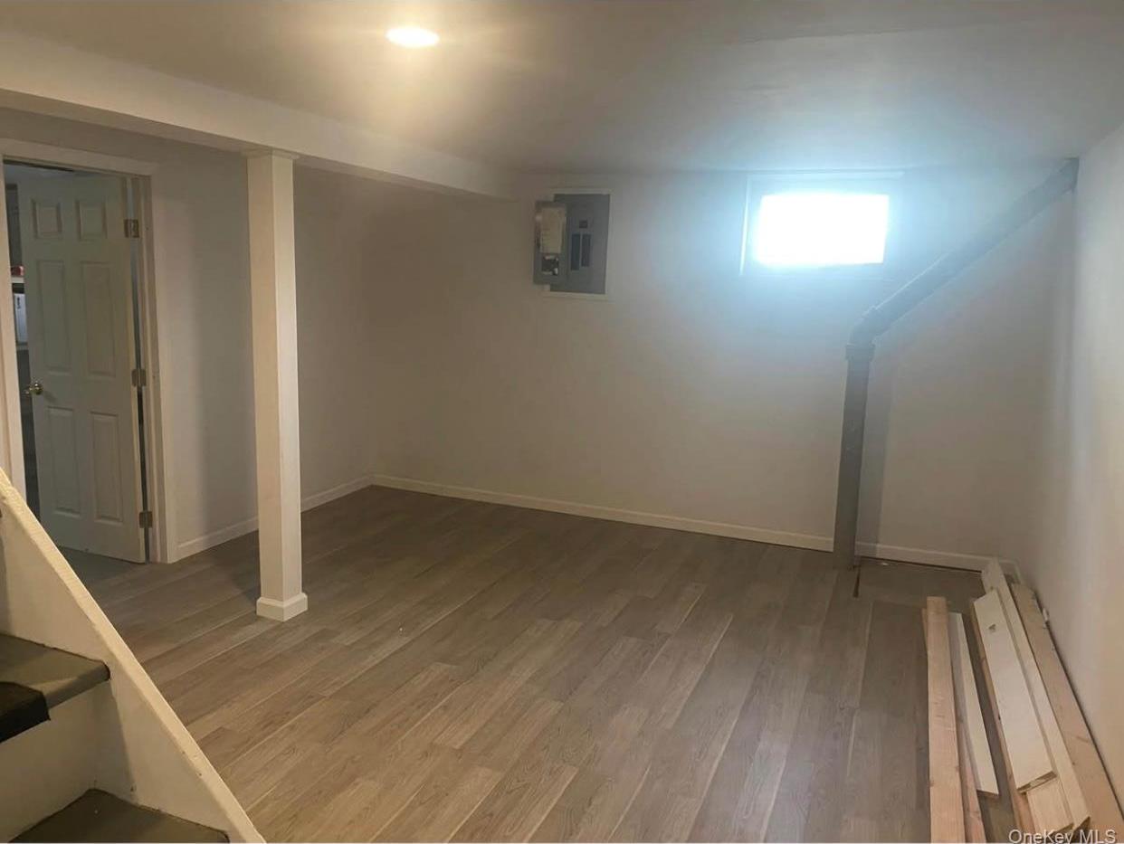 Single Family Mineola Nassau County, NY 11514, MLS-921022-8