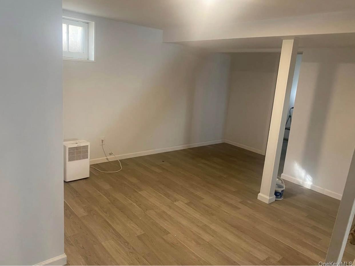 Single Family Mineola Nassau County, NY 11514, MLS-921022-9