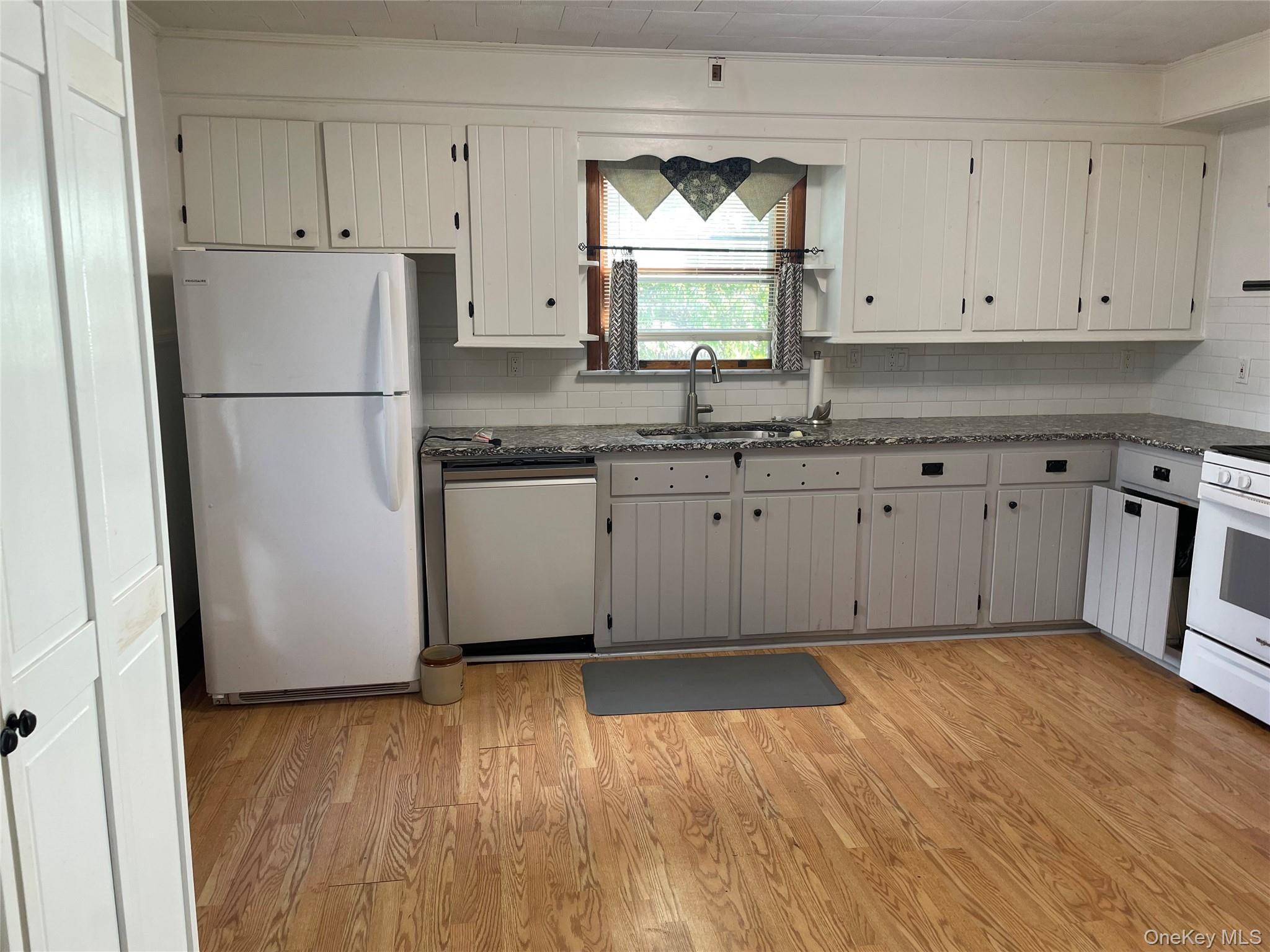 Single Family Downey Dutchess County, NY 12590, MLS-921033-6