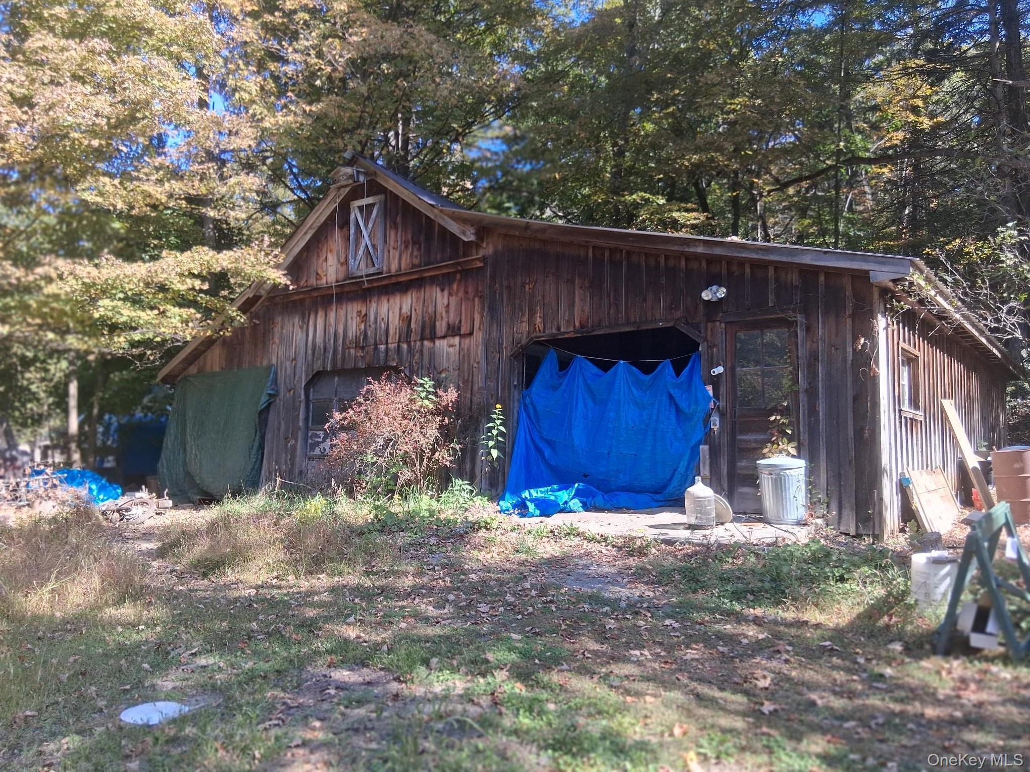 Single Family North  Dutchess County, NY 12571, MLS-921034-21