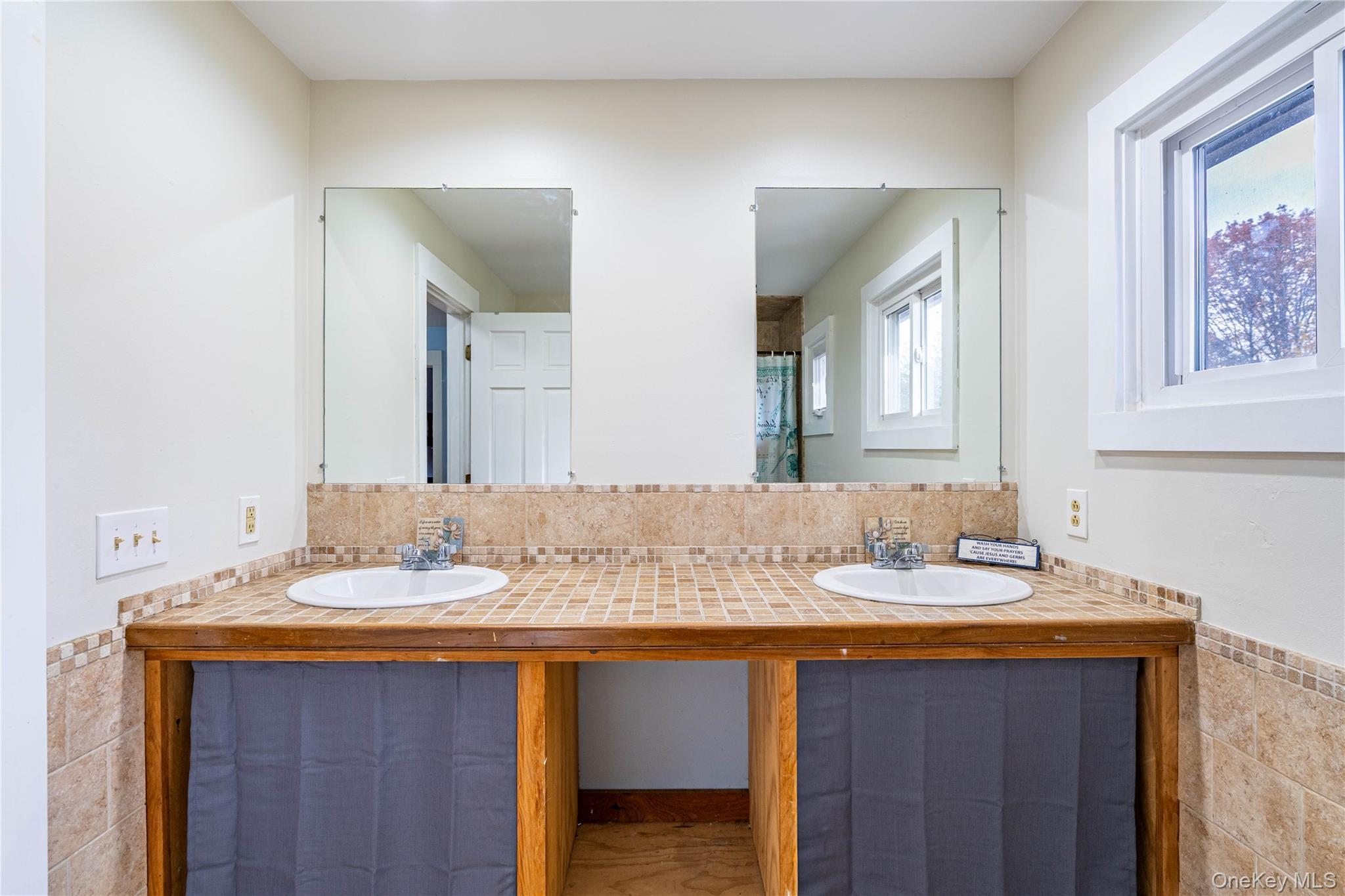 Single Family Whitlock Orange County, NY 10963, MLS-921035-34