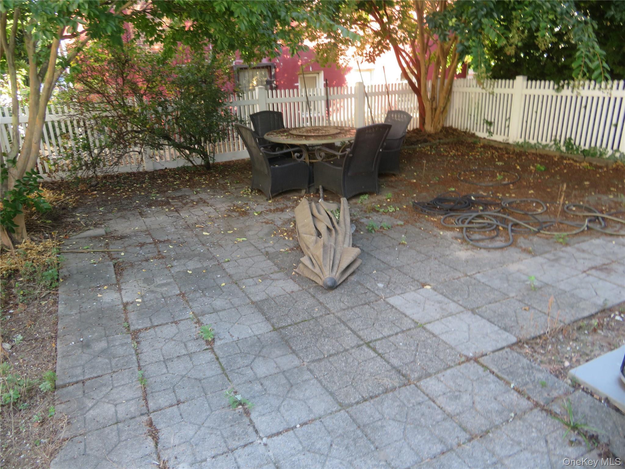 Single Family Beach 79th  Queens, NY 11693, MLS-921042-10