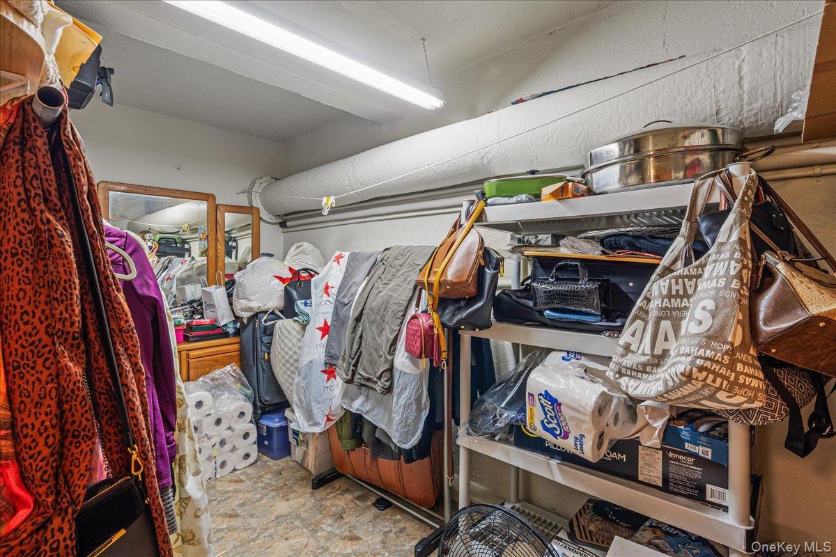 Single Family 26th  Queens, NY 11354, MLS-921053-26