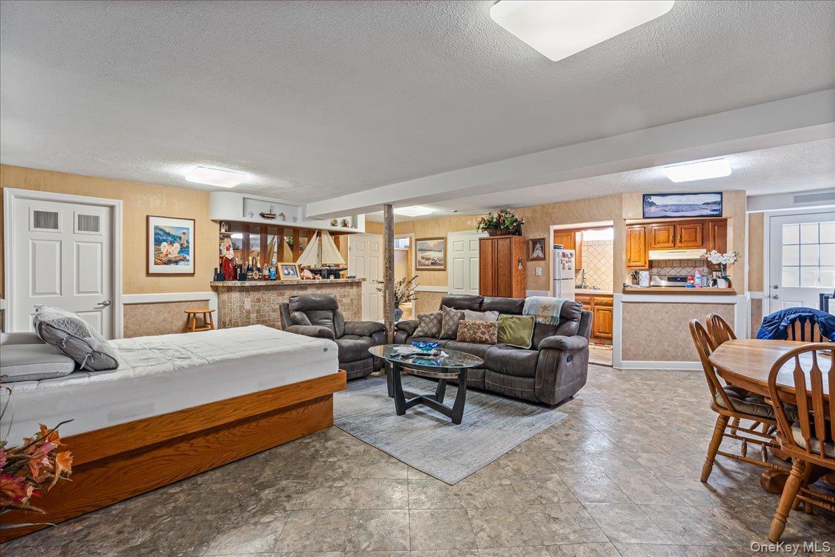 Single Family 26th  Queens, NY 11354, MLS-921053-4