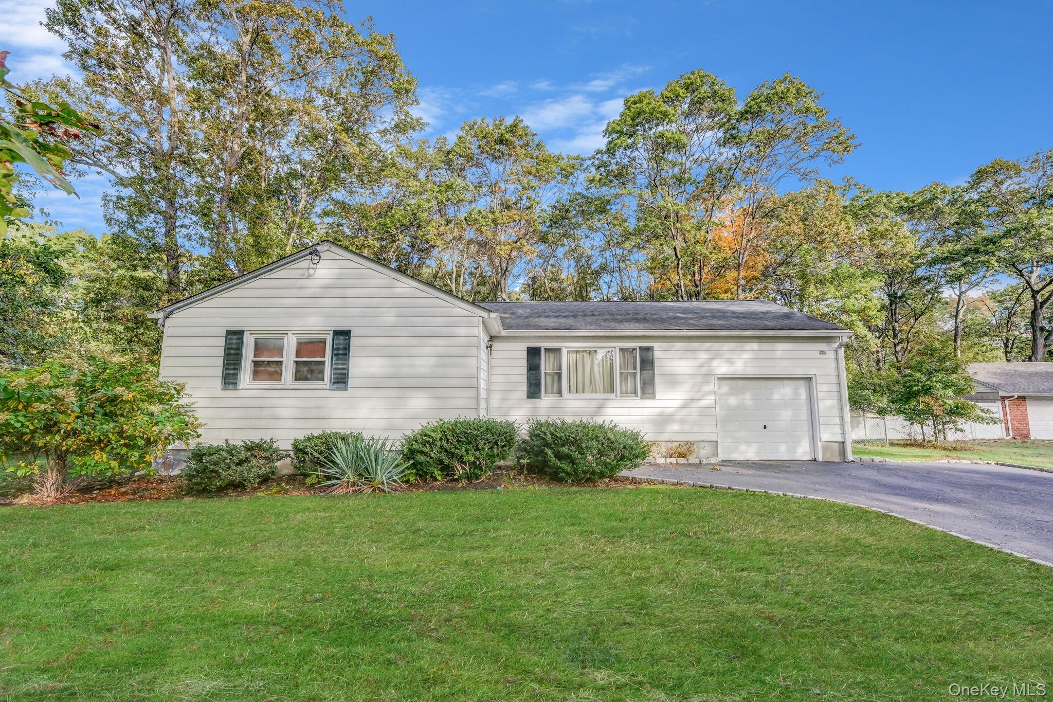 Single Family Pleasant Suffolk County, NY 11779, MLS-921058-2