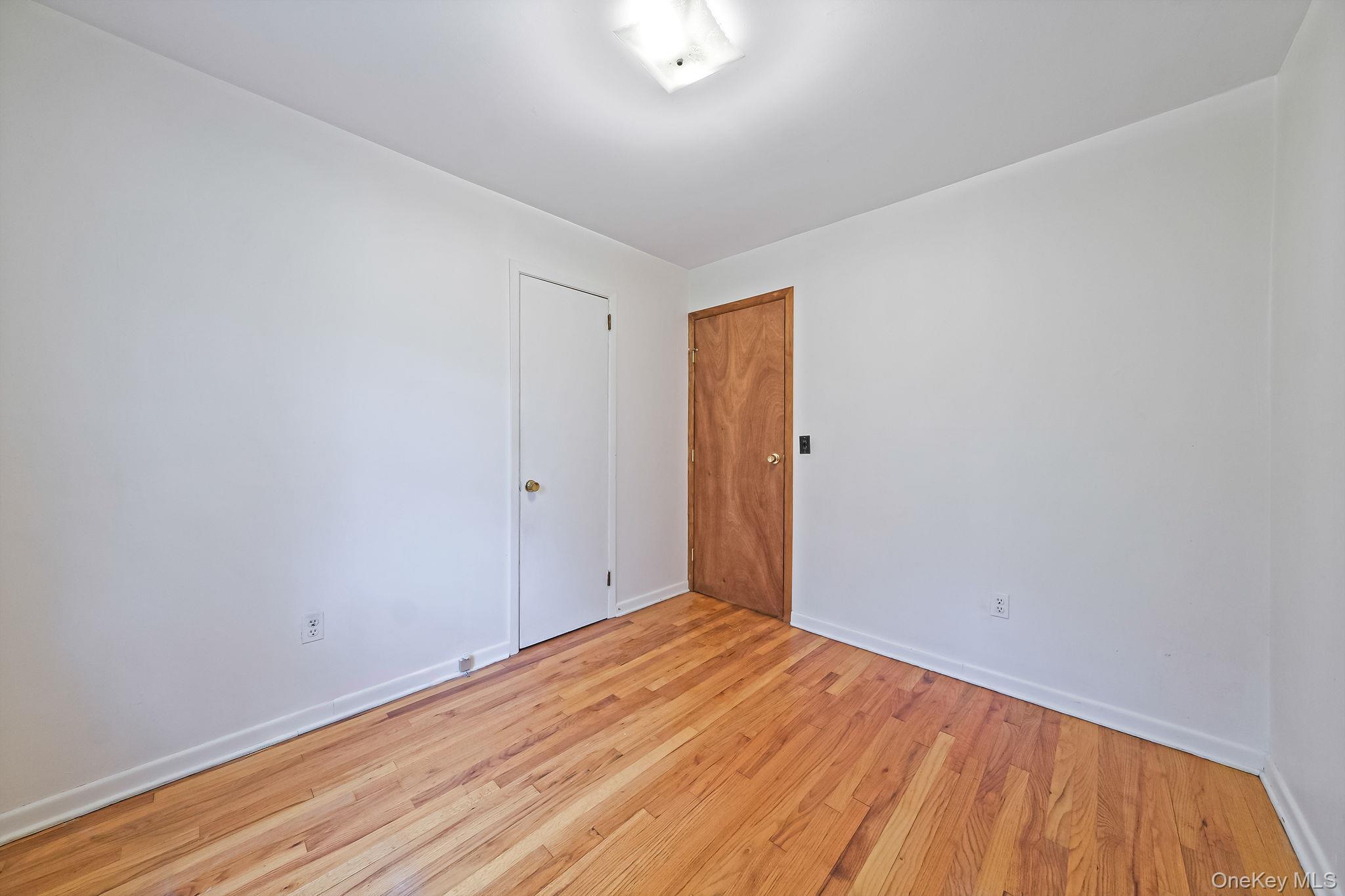 Single Family Pleasant Suffolk County, NY 11779, MLS-921058-28