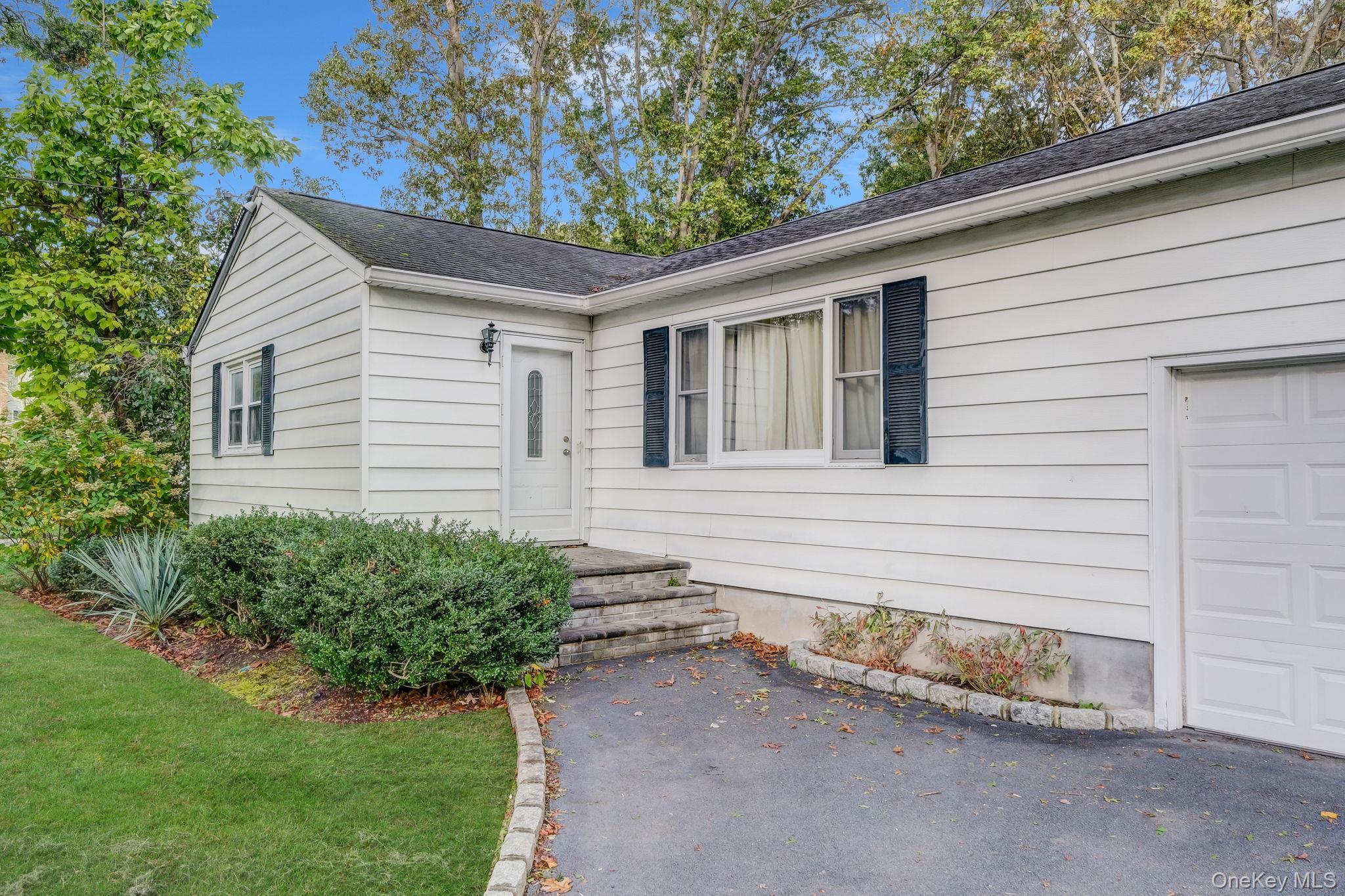 Single Family Pleasant Suffolk County, NY 11779, MLS-921058-4