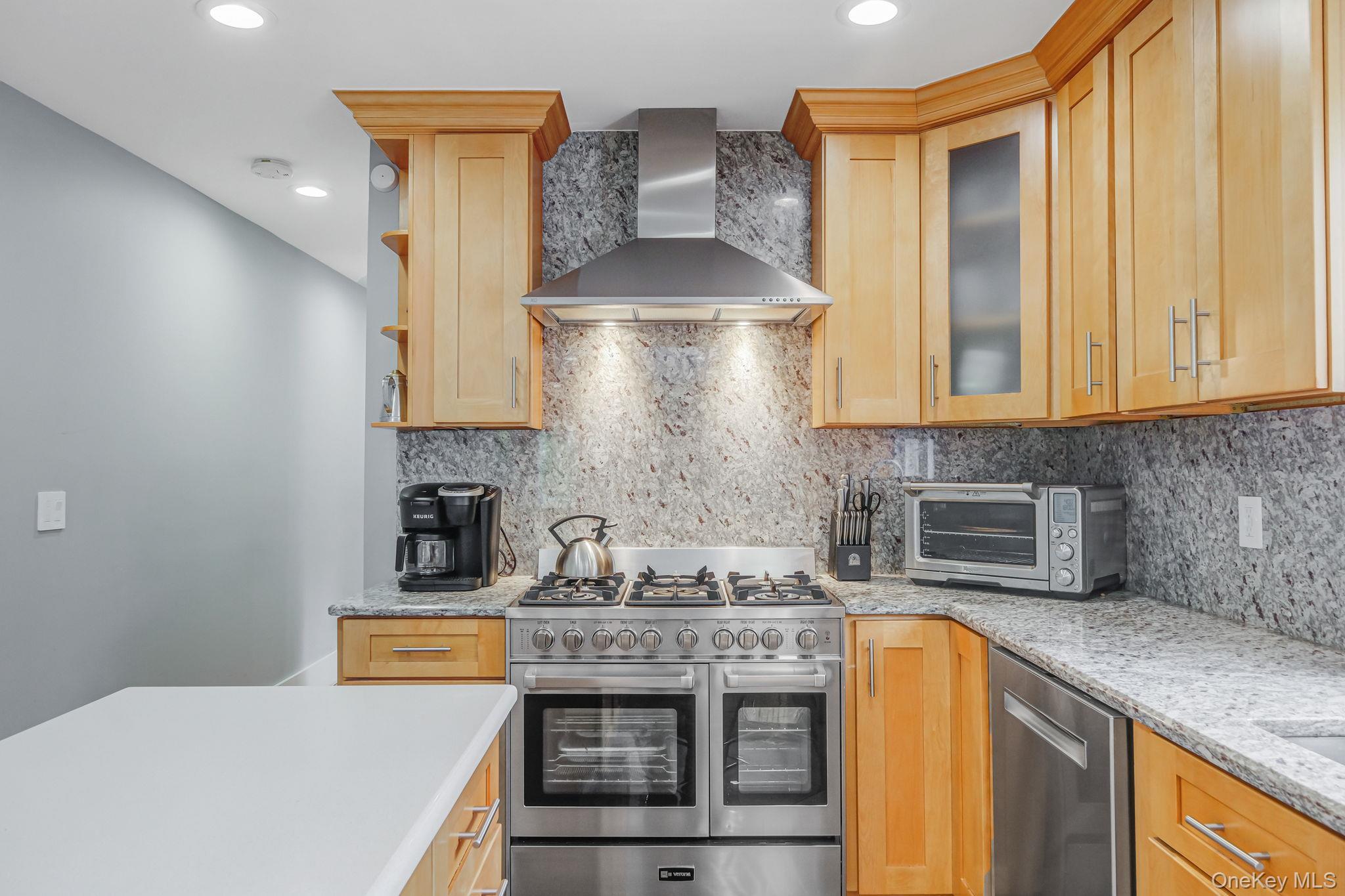 Single Family Deer Meadow  Suffolk County, NY 11719, MLS-921060-12