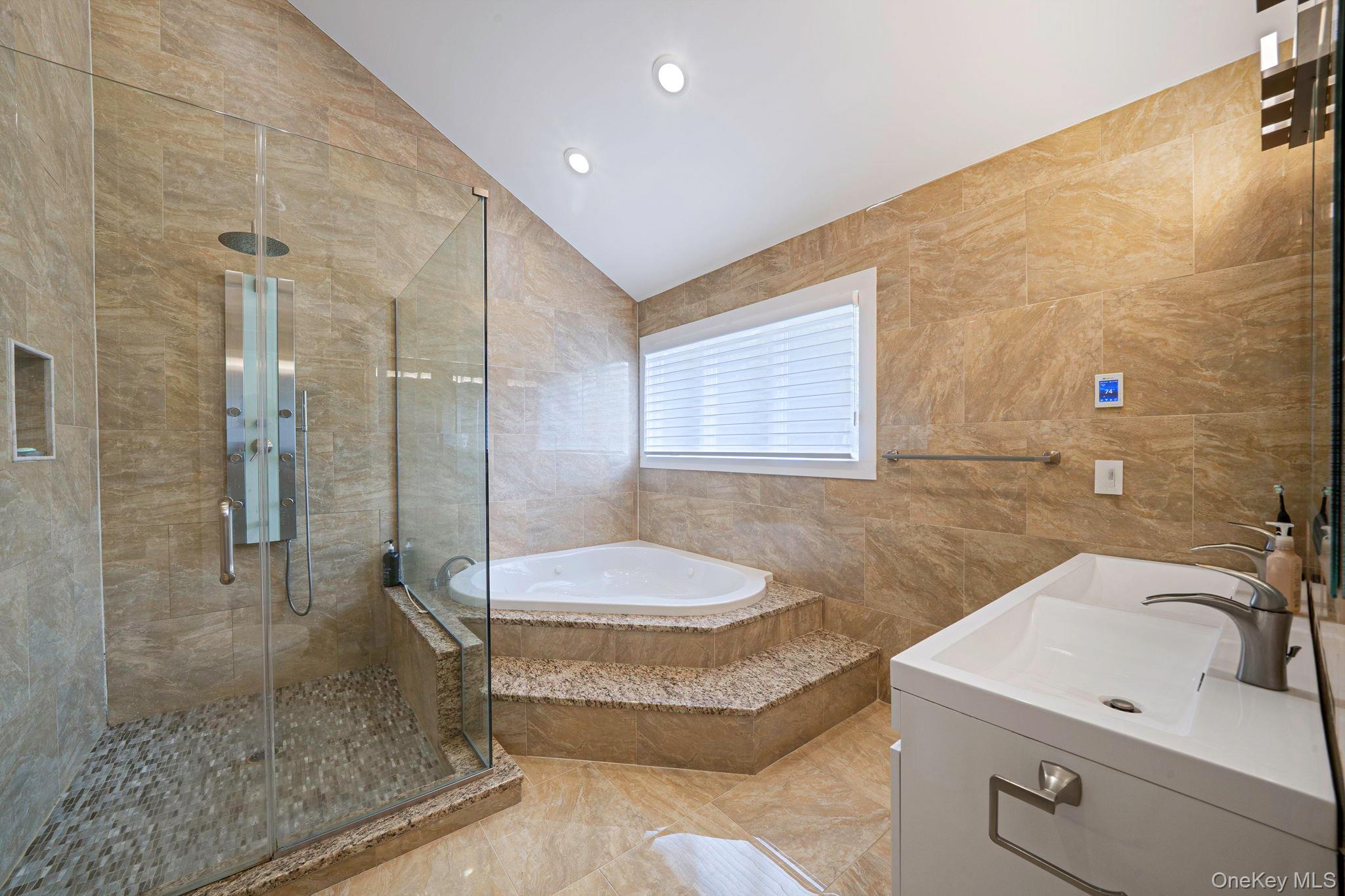 Single Family Deer Meadow  Suffolk County, NY 11719, MLS-921060-31