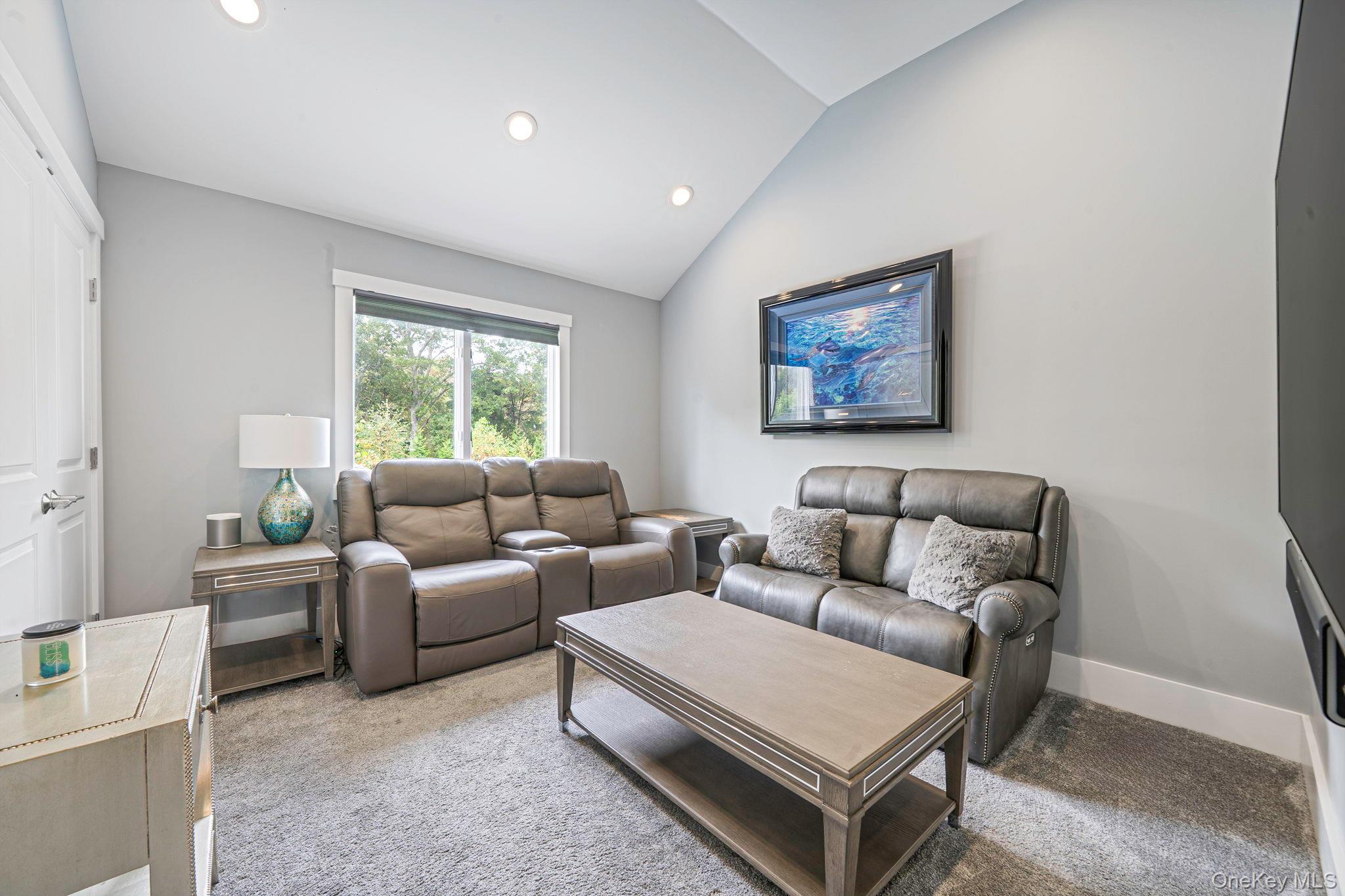 Single Family Deer Meadow  Suffolk County, NY 11719, MLS-921060-33