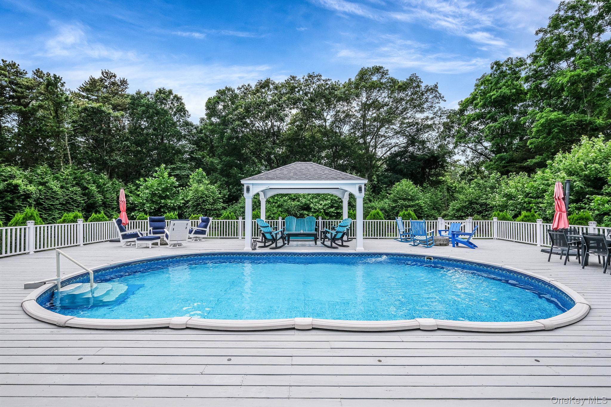 Single Family Deer Meadow  Suffolk County, NY 11719, MLS-921060-40