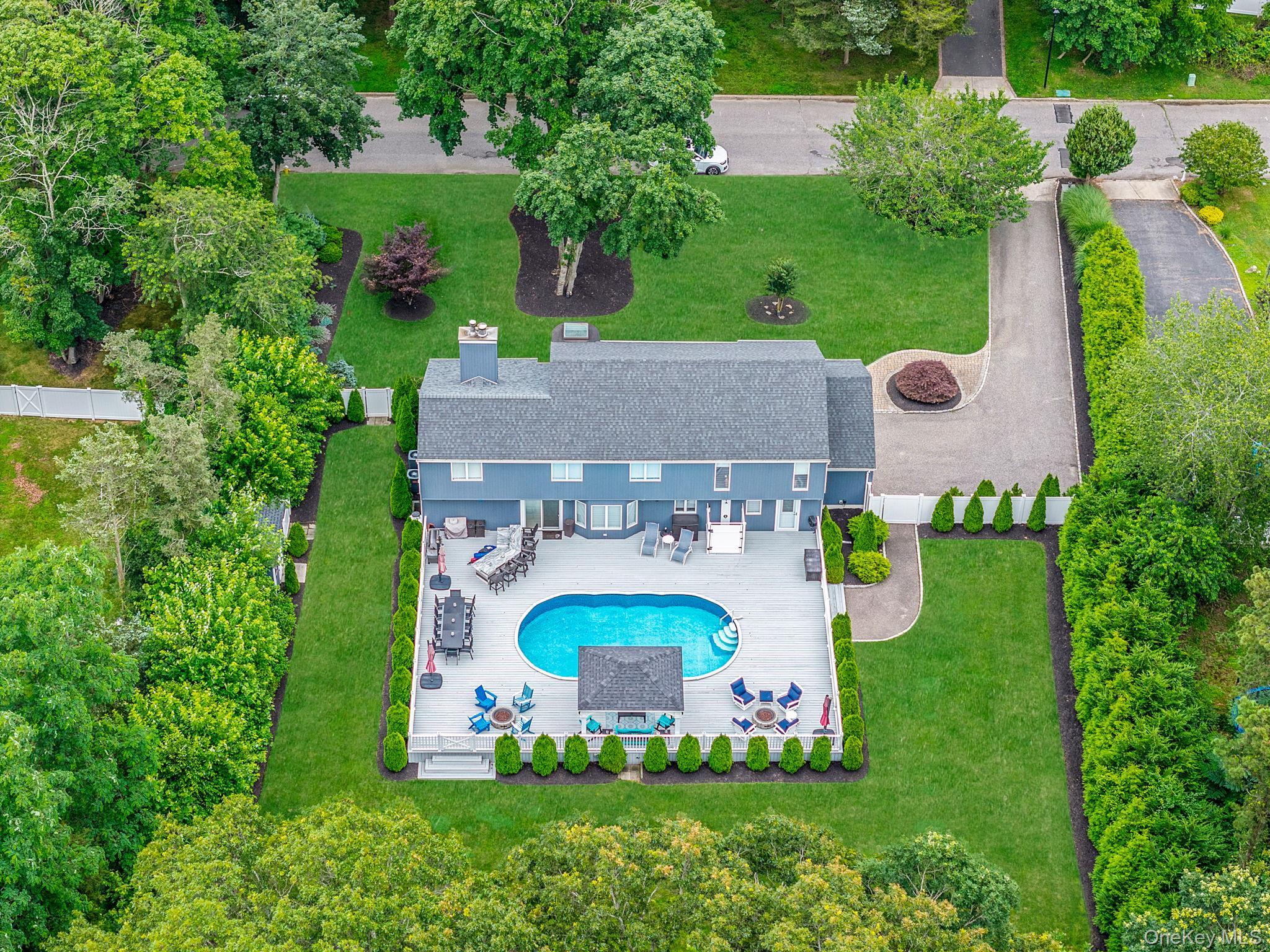 Single Family Deer Meadow  Suffolk County, NY 11719, MLS-921060-5