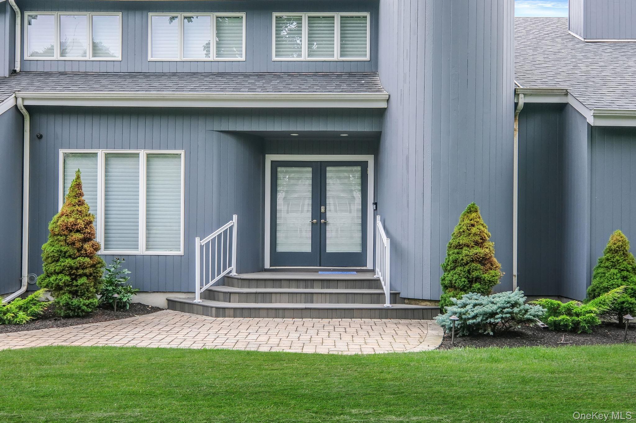 Single Family Deer Meadow  Suffolk County, NY 11719, MLS-921060-7