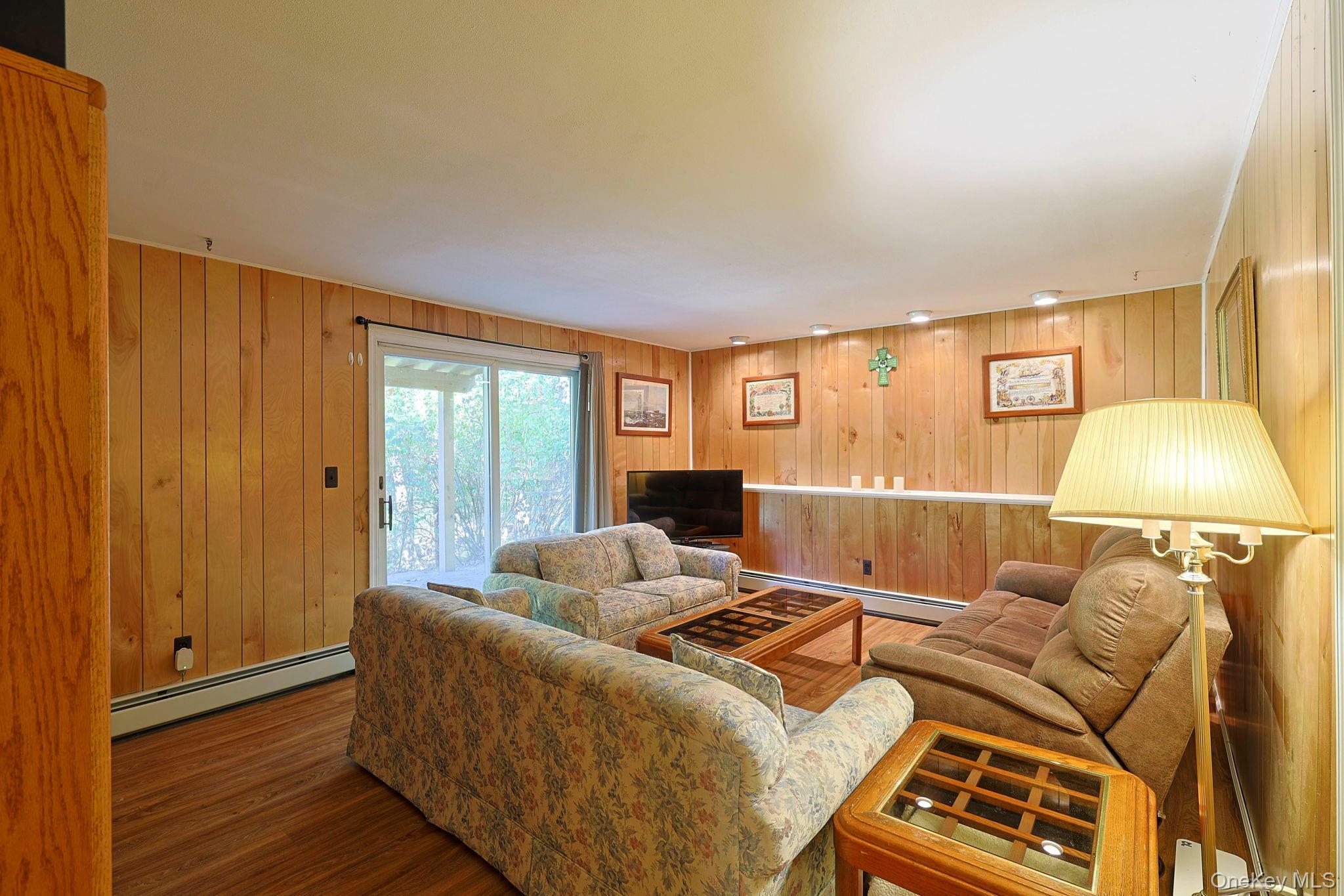 Single Family Woodbury Orange County, NY 10930, MLS-921087-18