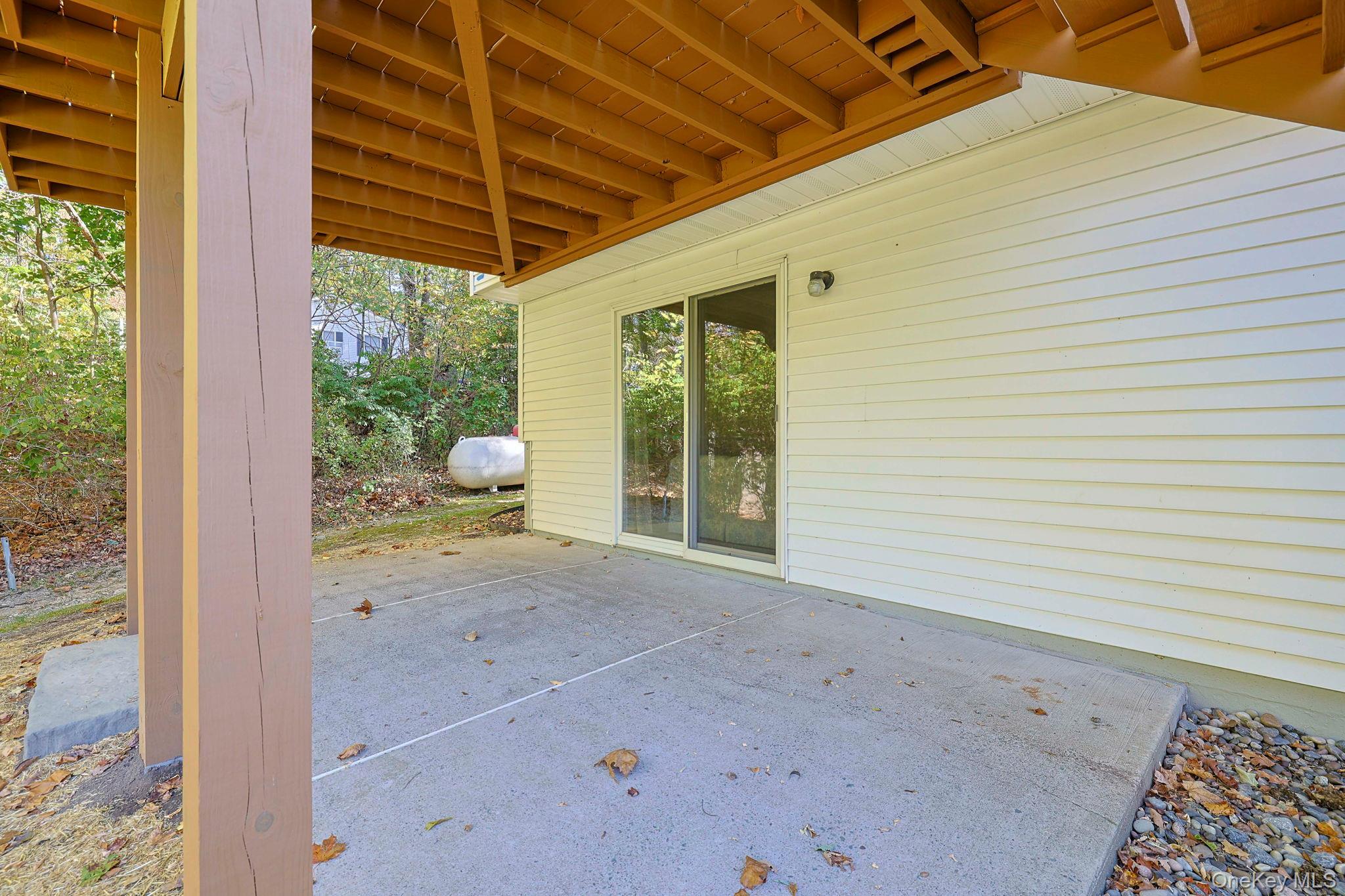 Single Family Woodbury Orange County, NY 10930, MLS-921087-23