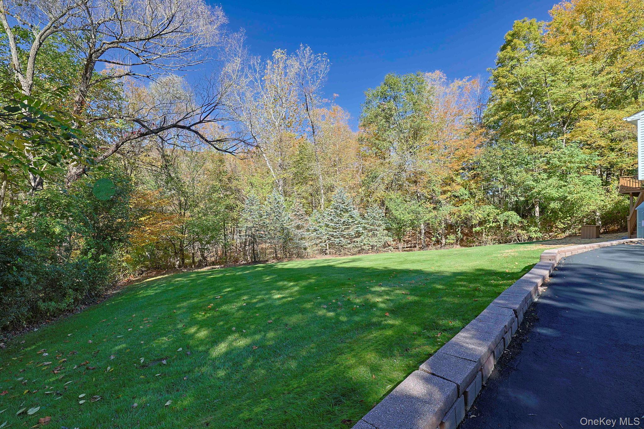 Single Family Woodbury Orange County, NY 10930, MLS-921087-27