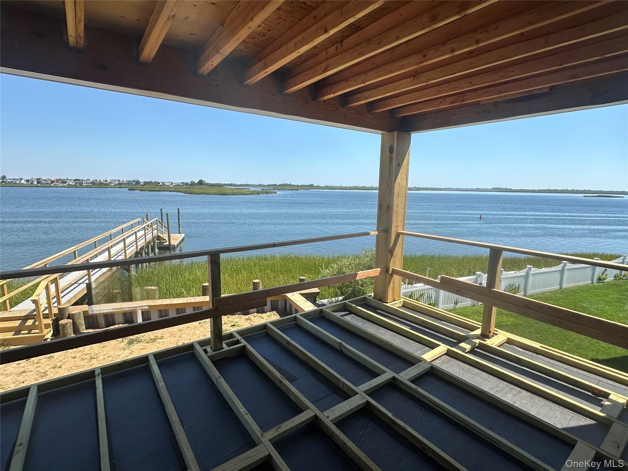 Single Family Bay Front Nassau County, NY 11510, MLS-921088-2