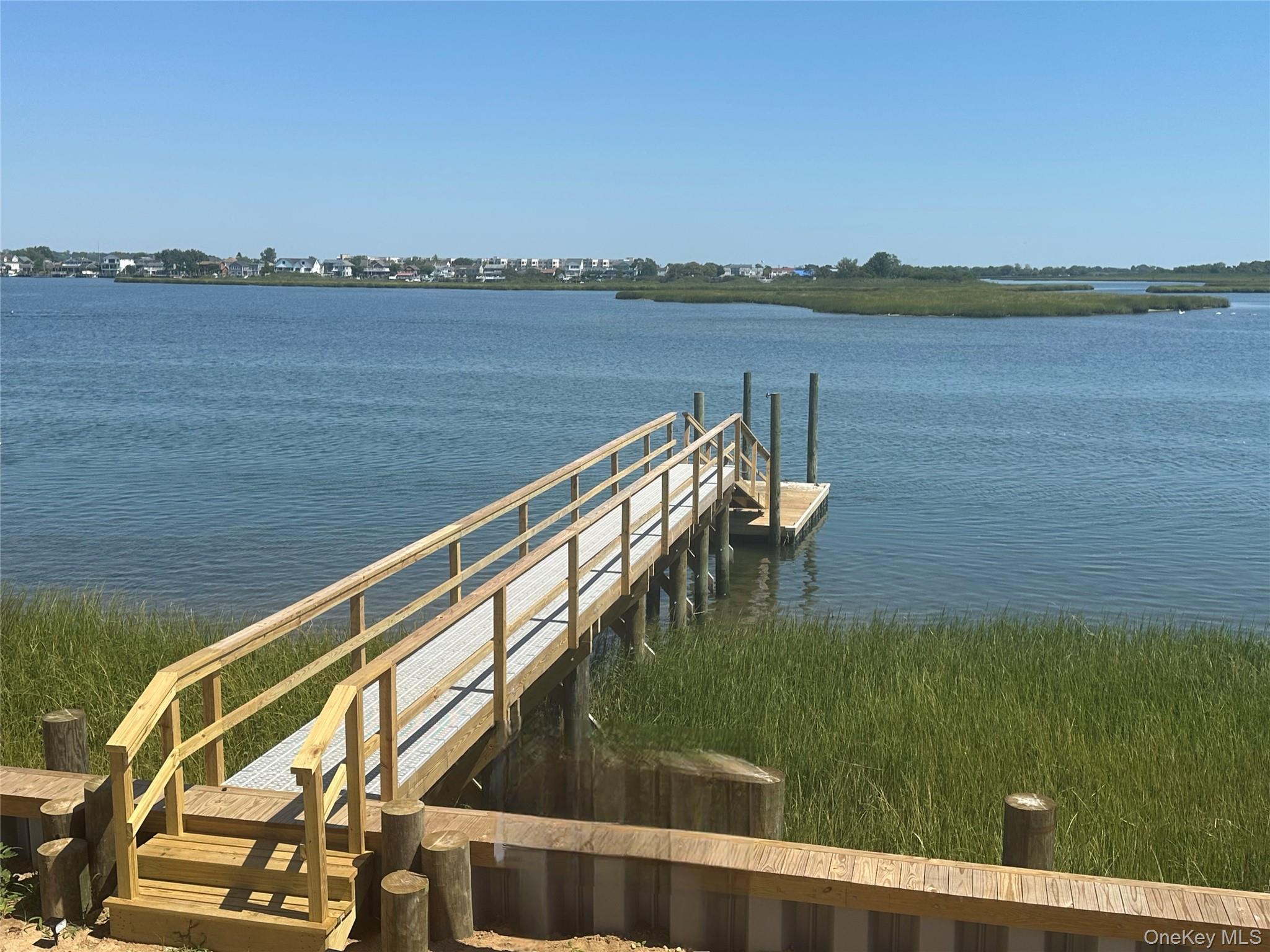 Single Family Bay Front Nassau County, NY 11510, MLS-921088-3