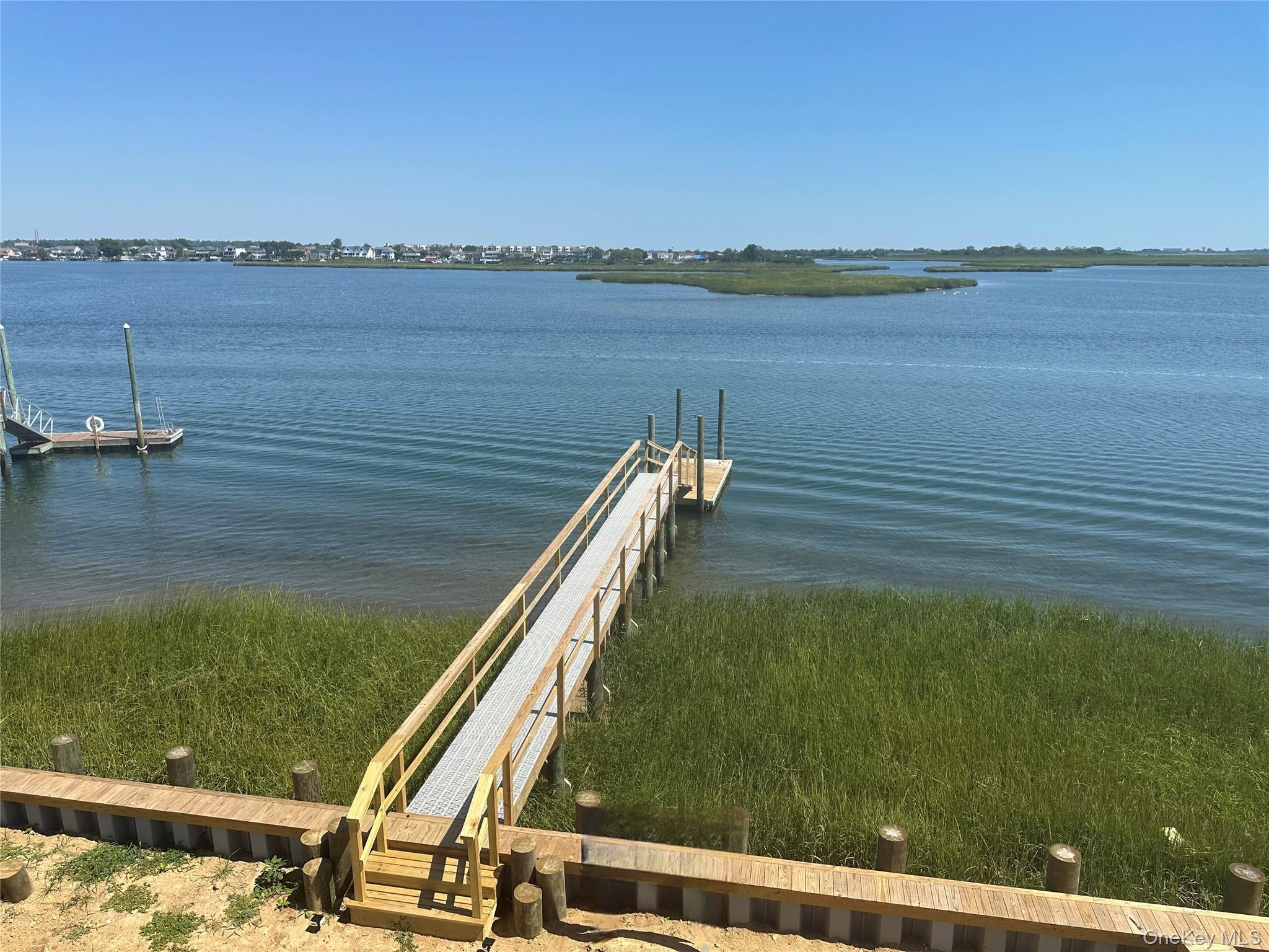 Single Family Bay Front Nassau County, NY 11510, MLS-921088-5