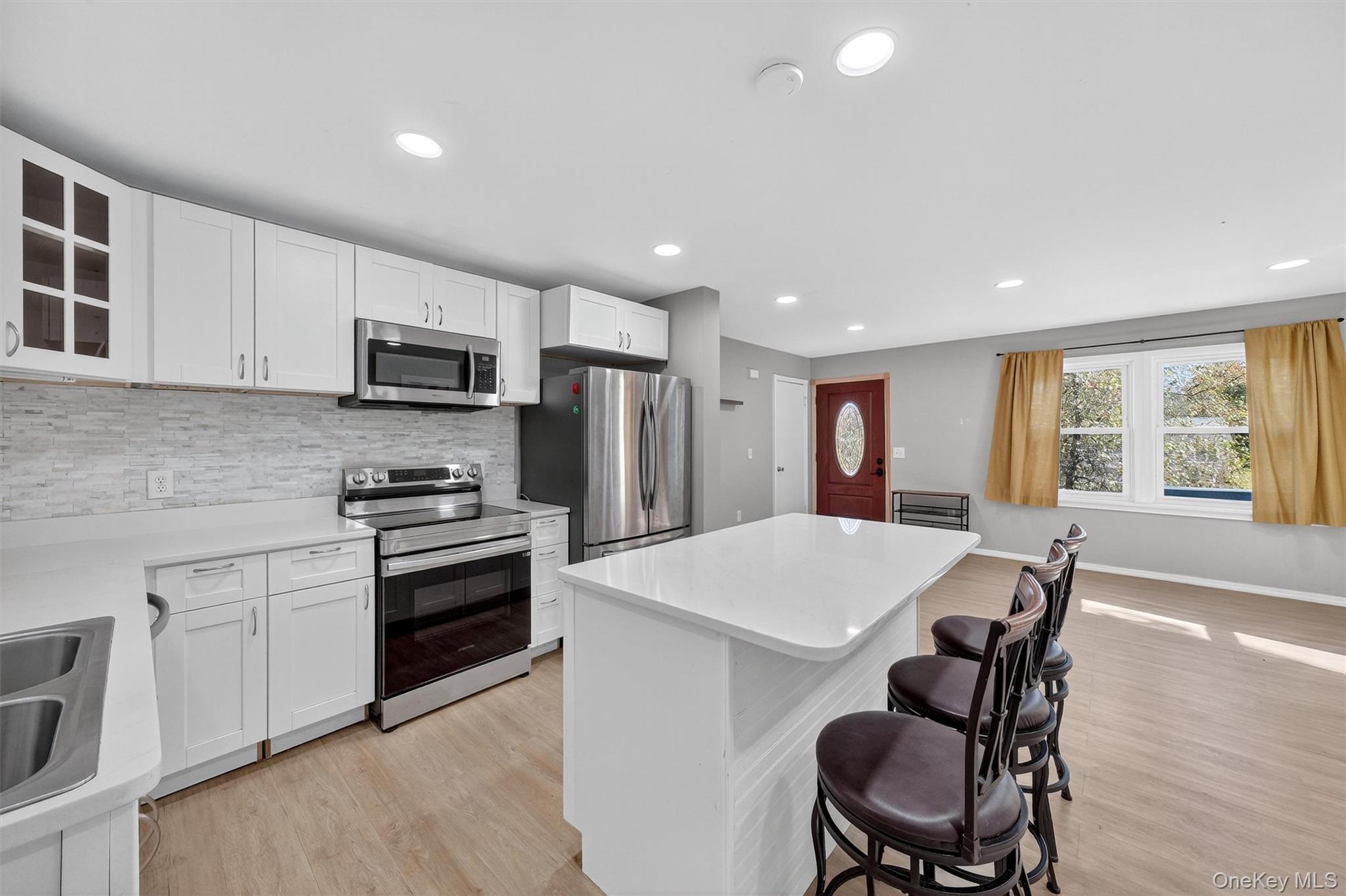 Single Family 3rd  Ulster County, NY 12547, MLS-921093-13