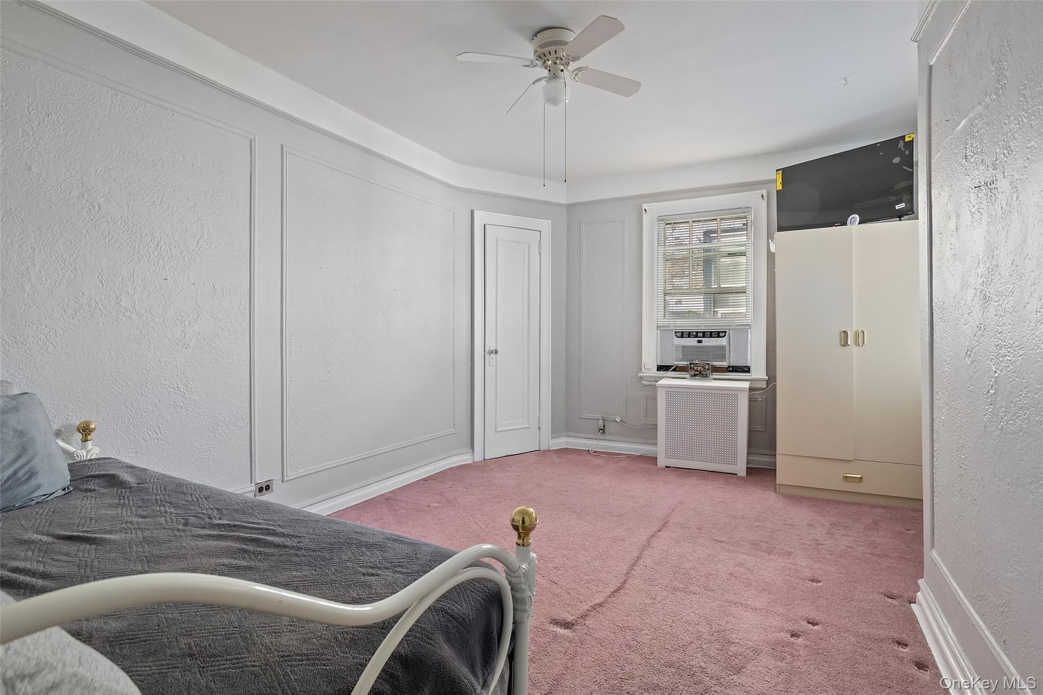 Single Family Laconia  Bronx, NY 10469, MLS-921097-17