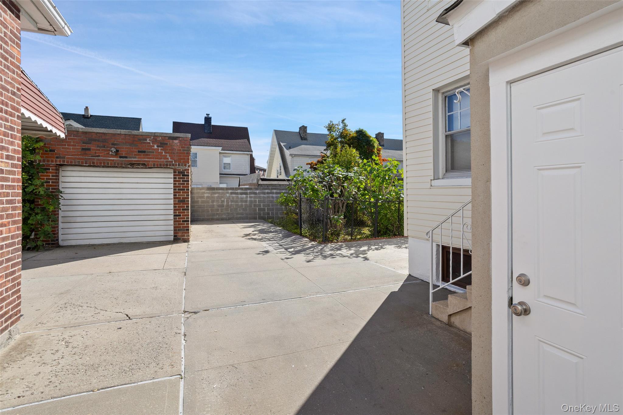 Single Family Laconia  Bronx, NY 10469, MLS-921097-21