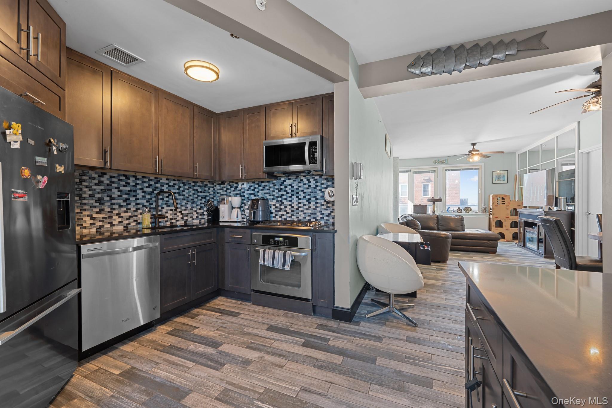 Condo Ocean Promenade Queens, NY 11694, MLS-921132-3