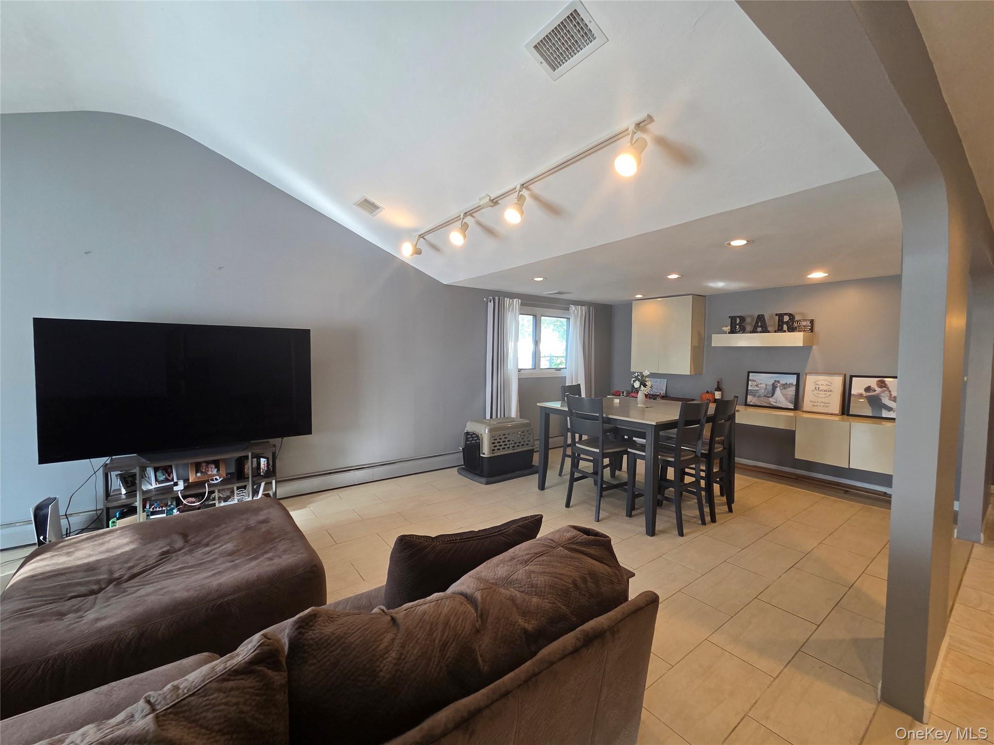 Single Family Holiday Park  Suffolk County, NY 11720, MLS-921182-4