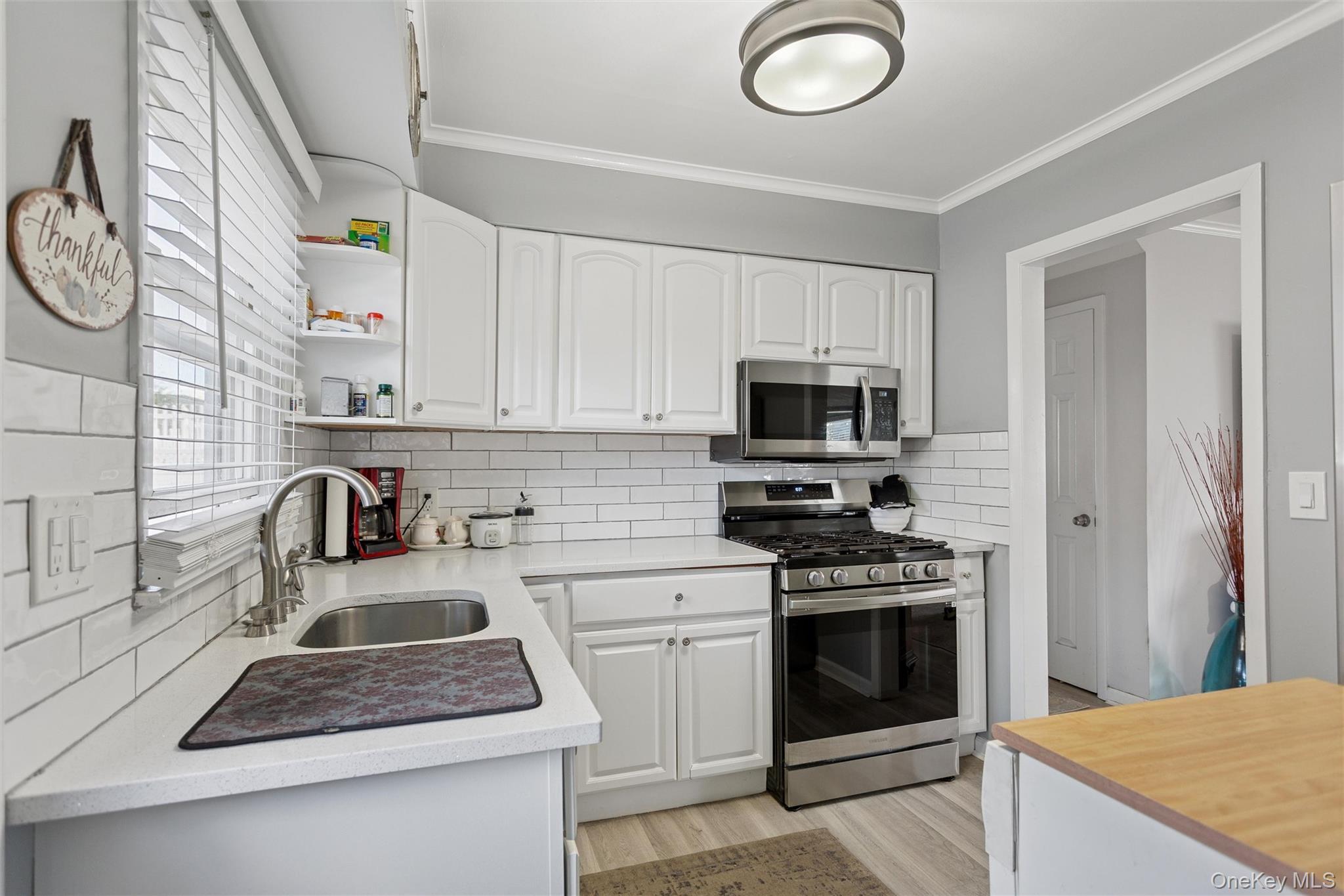 Single Family Sunset Nassau County, NY 11558, MLS-921191-10