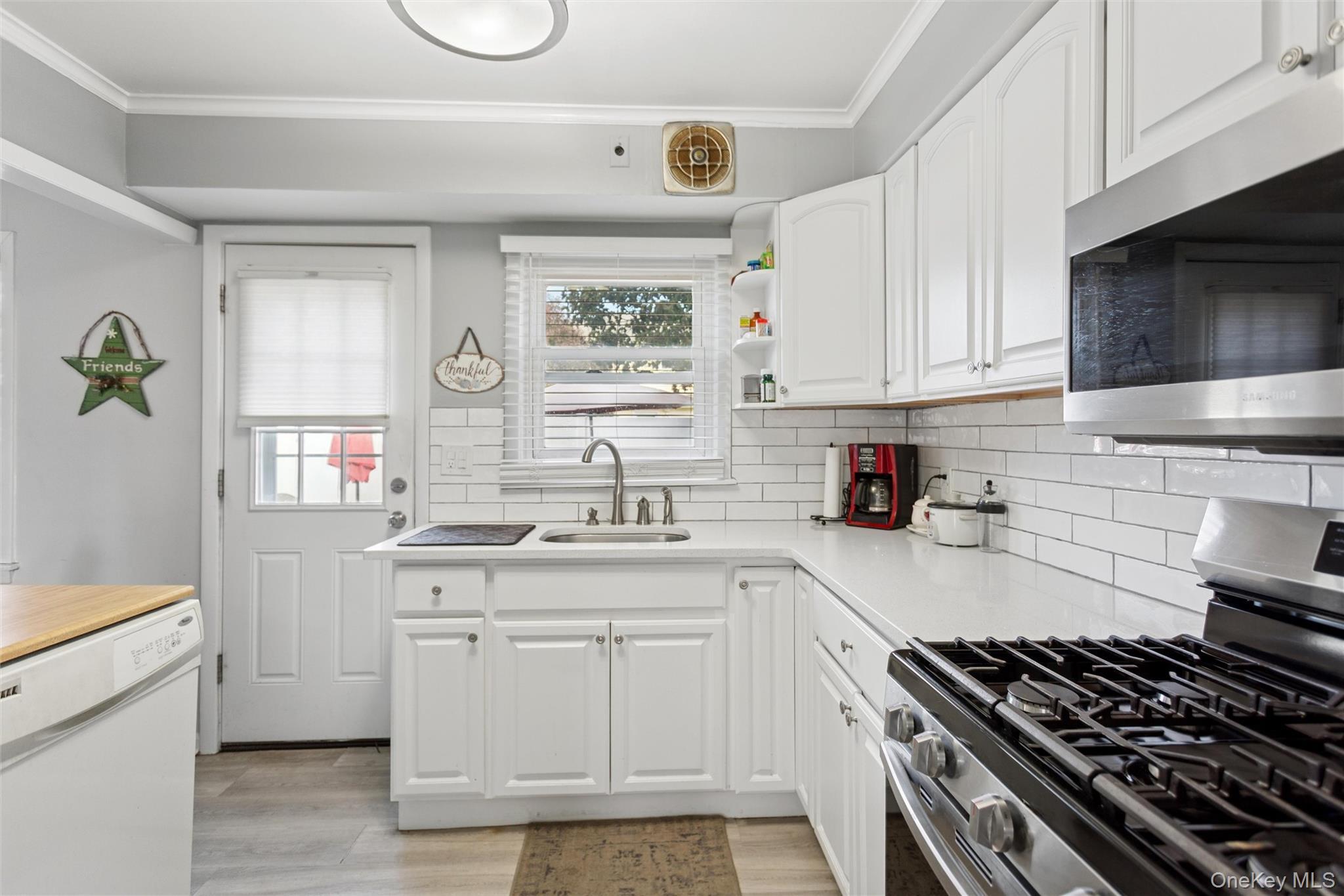 Single Family Sunset Nassau County, NY 11558, MLS-921191-11