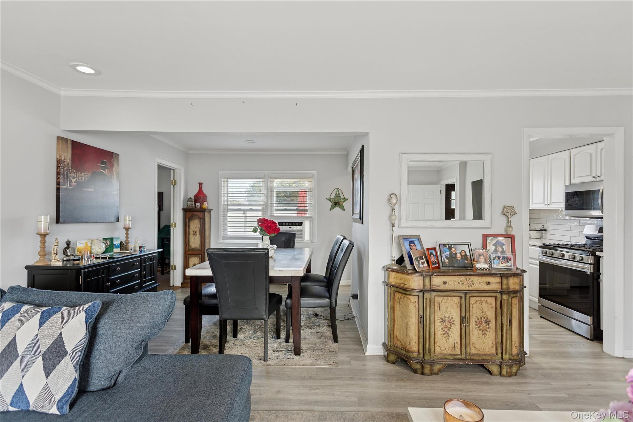 Single Family Sunset Nassau County, NY 11558, MLS-921191-12