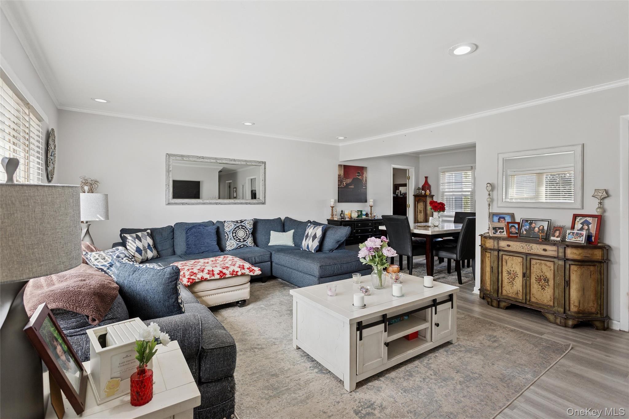 Single Family Sunset Nassau County, NY 11558, MLS-921191-15