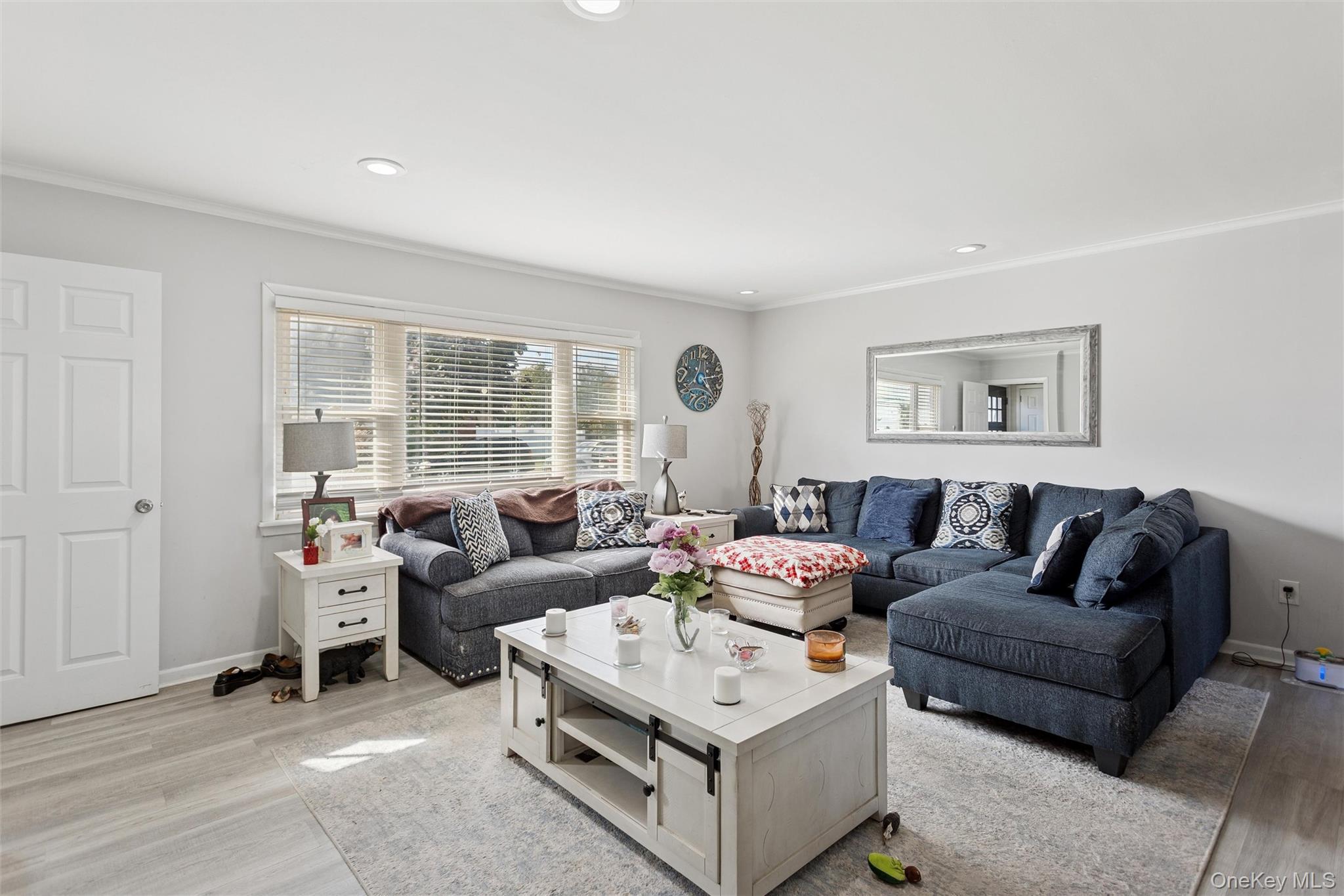 Single Family Sunset Nassau County, NY 11558, MLS-921191-16