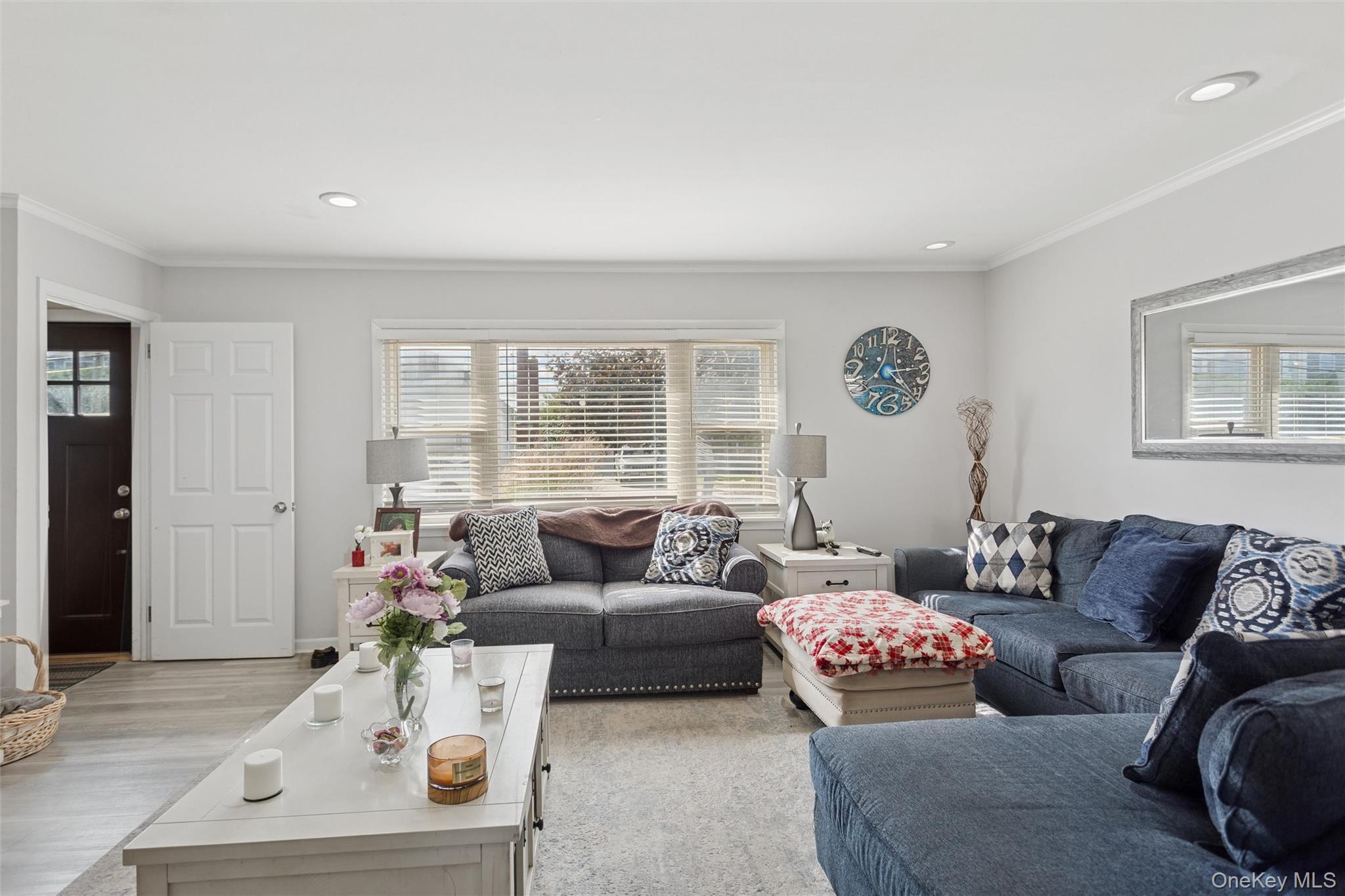 Single Family Sunset Nassau County, NY 11558, MLS-921191-17