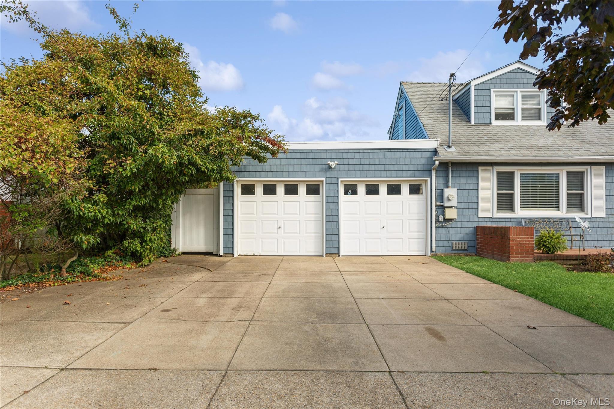 Single Family Sunset Nassau County, NY 11558, MLS-921191-28