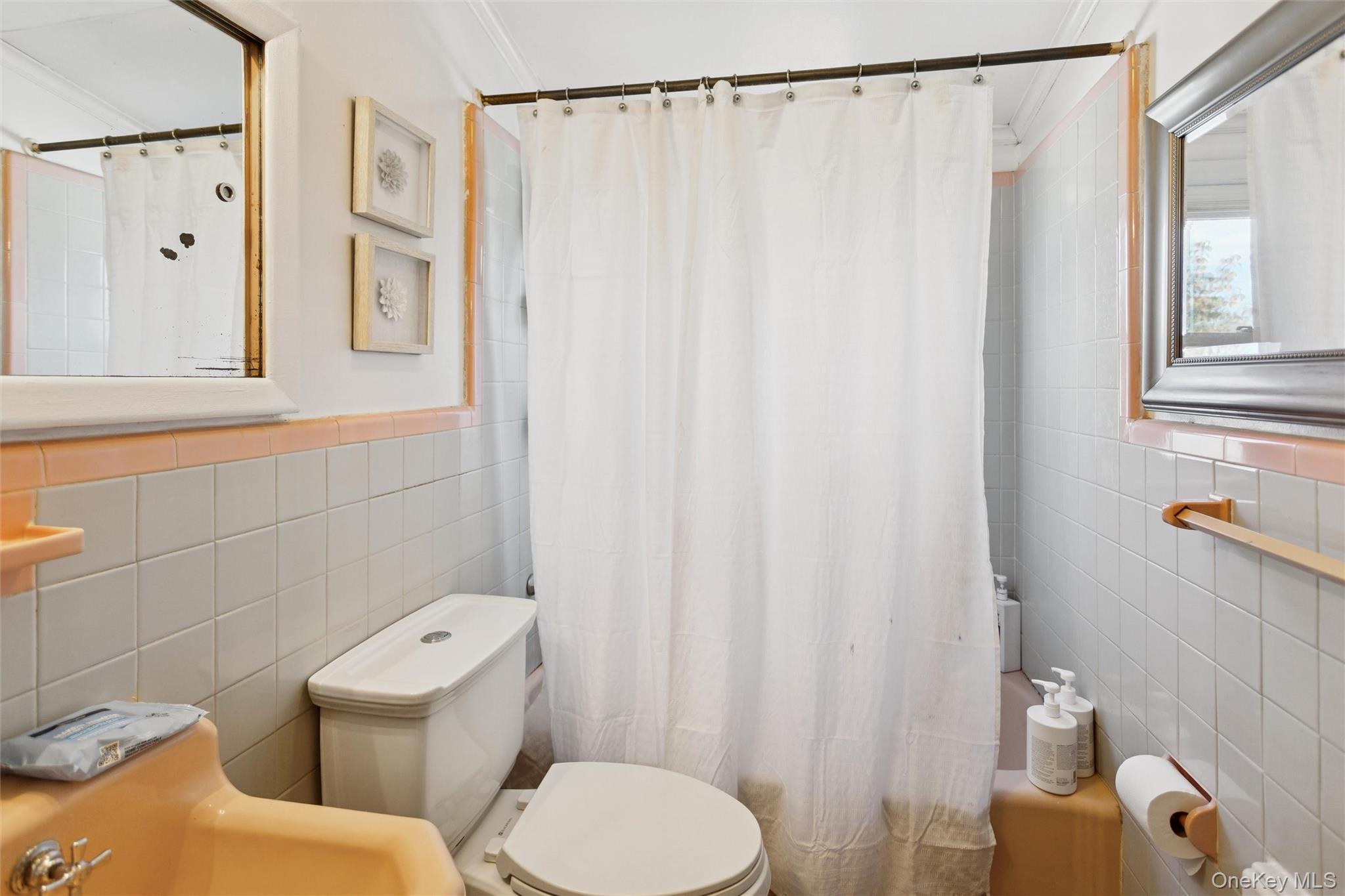 Single Family Sunset Nassau County, NY 11558, MLS-921191-36